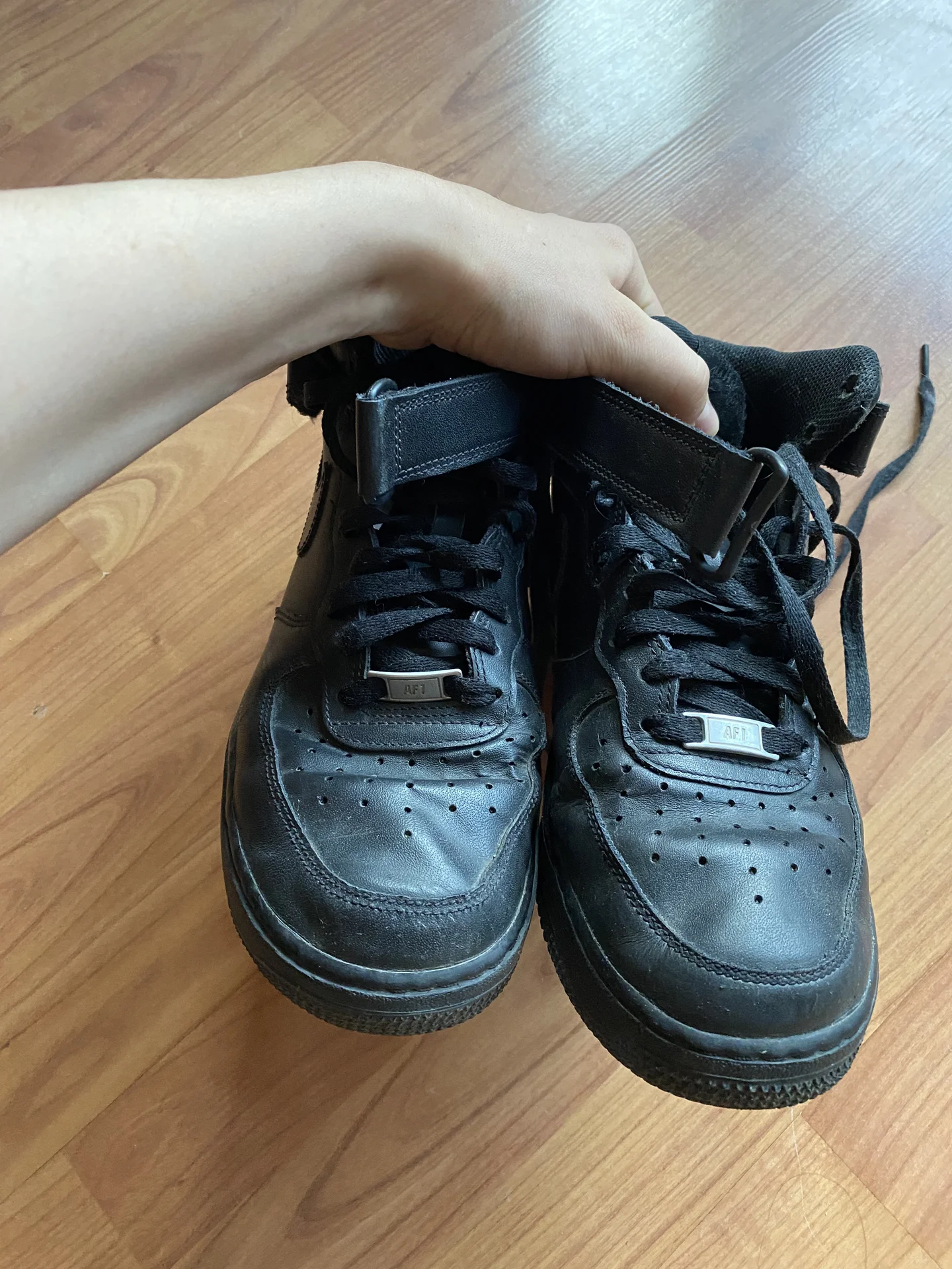Кроссовки Nike Air Force оригинал 41р - миниатюра 3