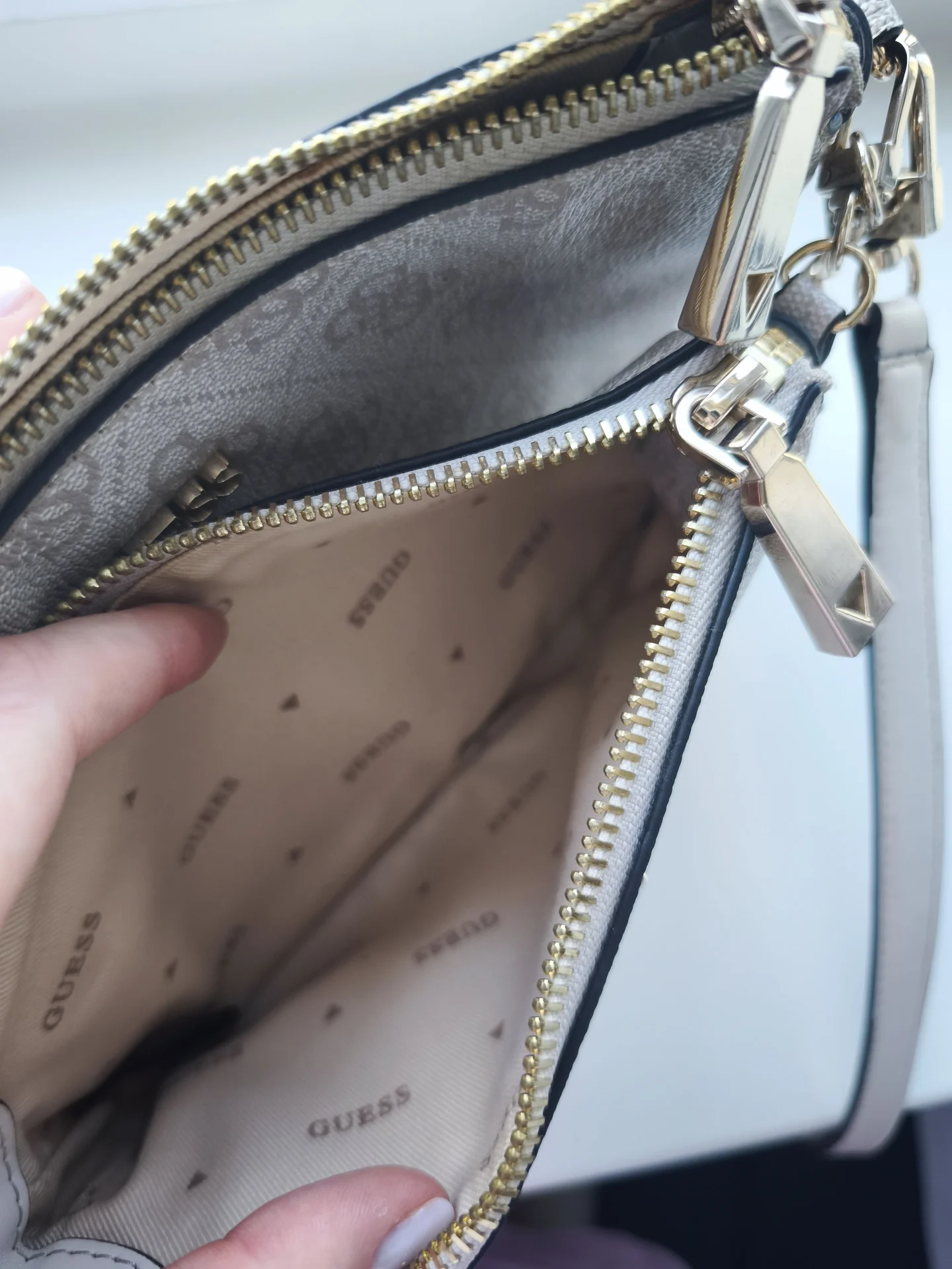 Сумка женская Guess - миниатюра 4