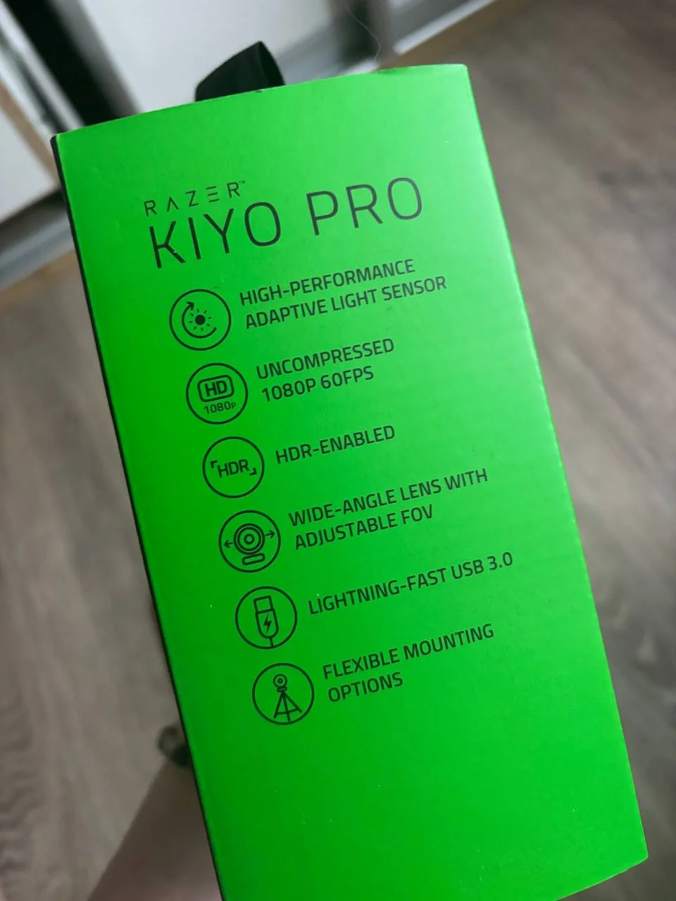 Веб-камера Razer Kiyo Pro 1080p 60fps HDR USB 3.0 - миниатюра 4
