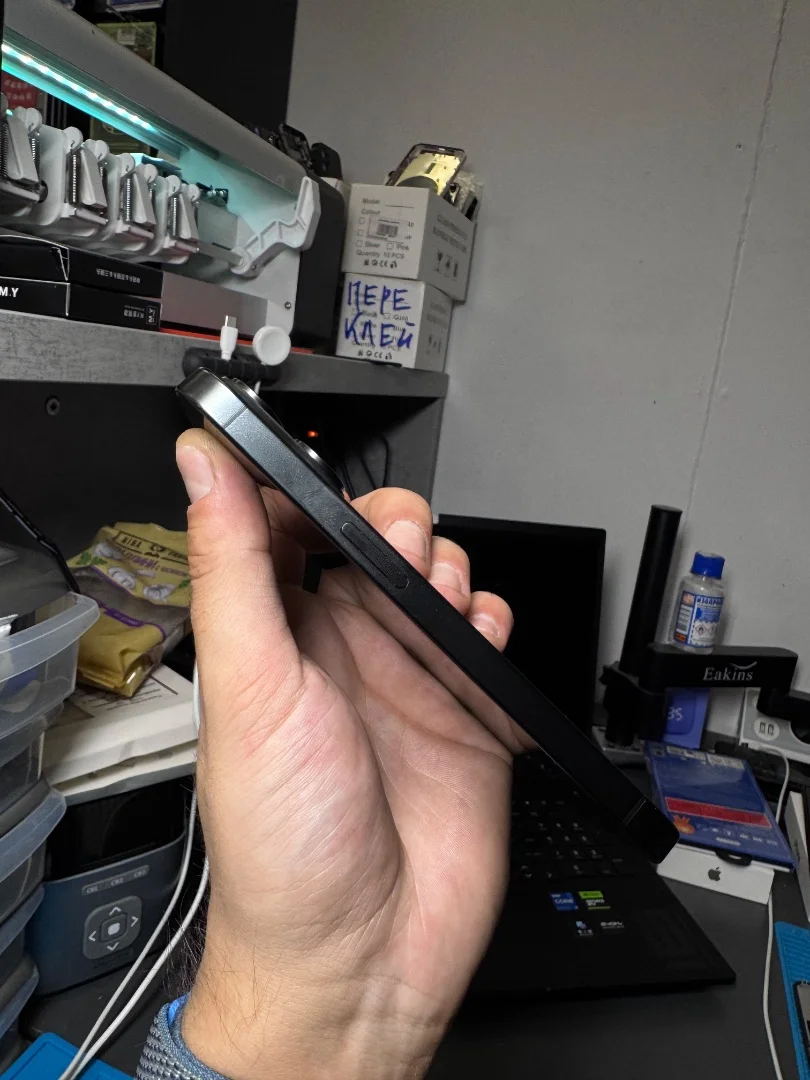 iPhone 15 Pro 25)gb - миниатюра 3