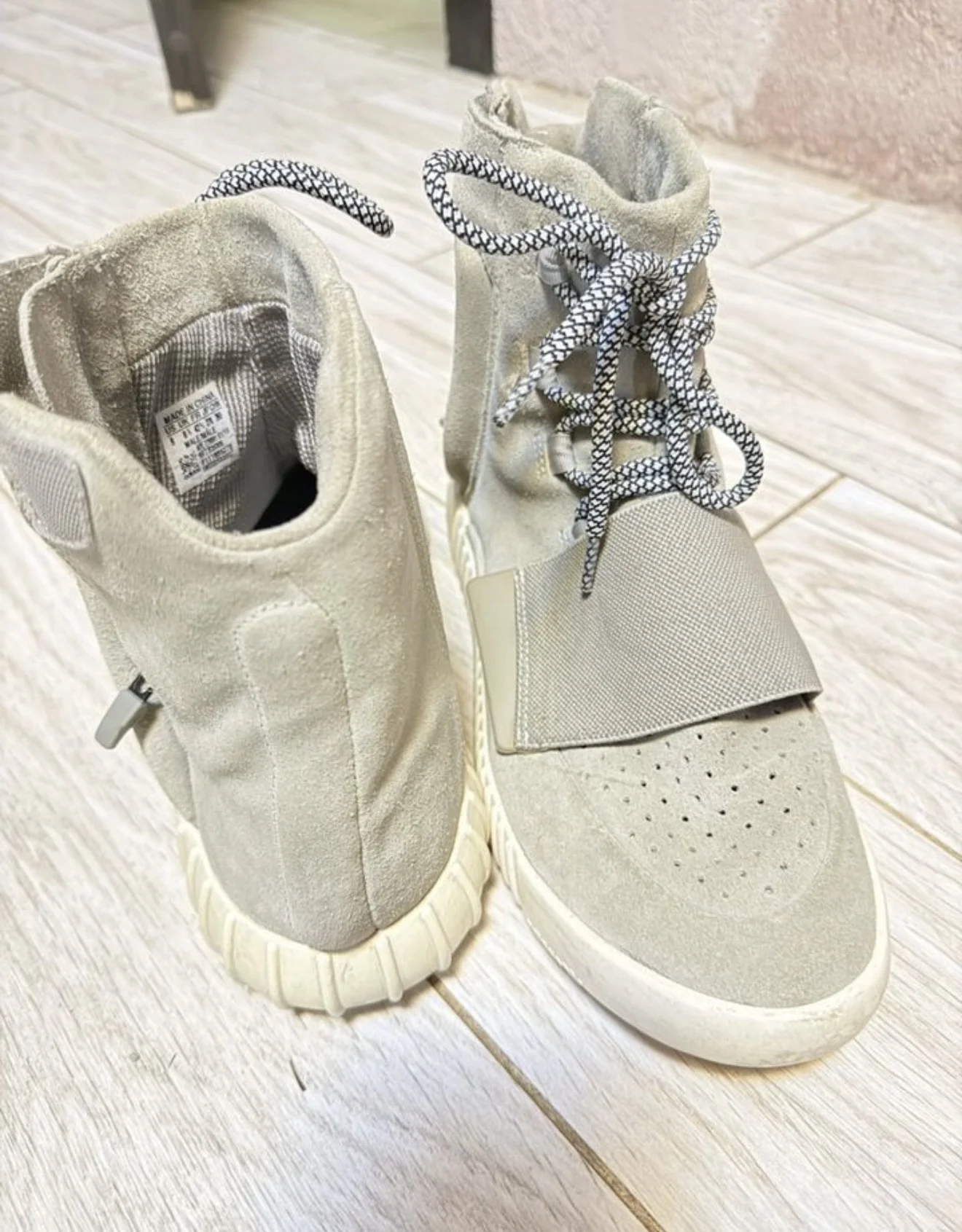 Adidas Yeezy 750 OG Light Brown арт. В35309 42р - миниатюра 3