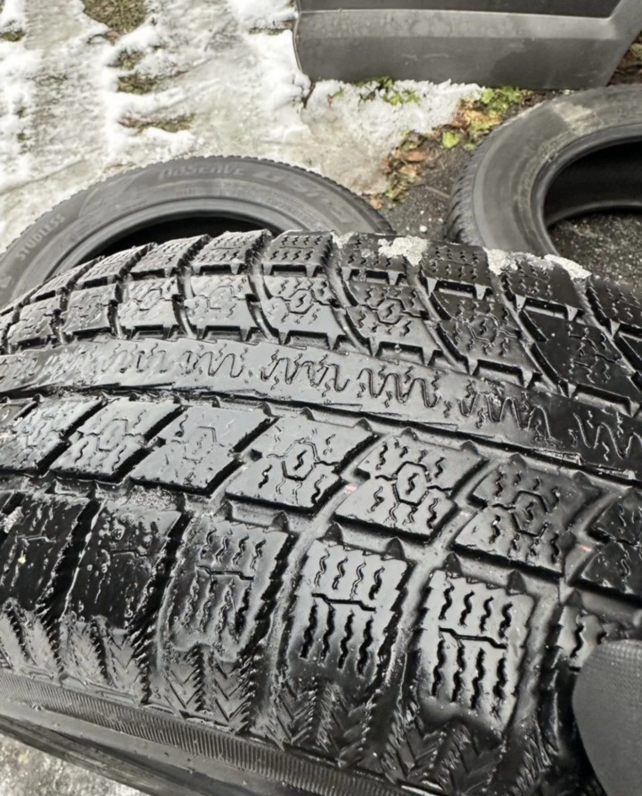 Комплект всесезонной резины Toyo 205/70/16 - миниатюра 9