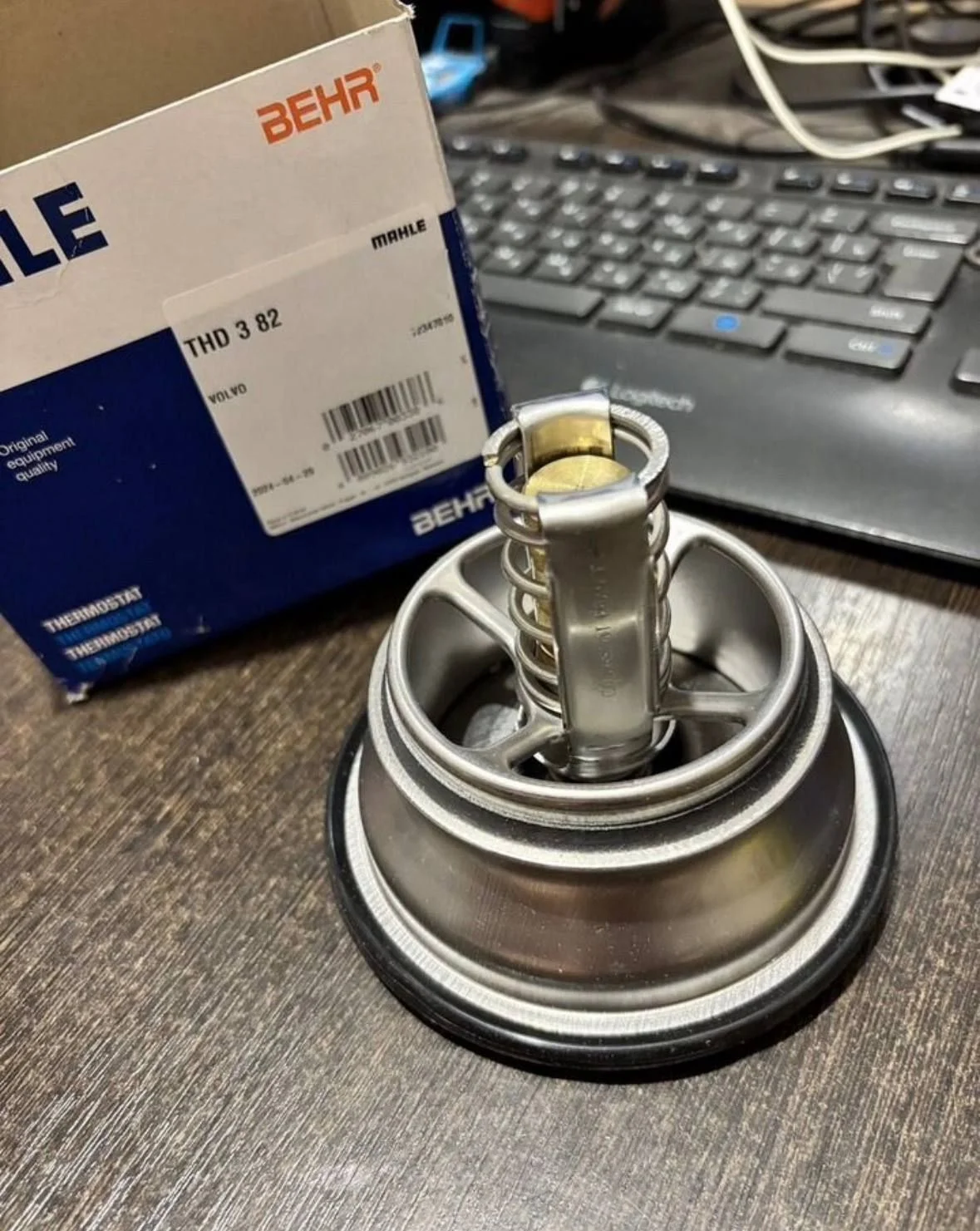Термостат Volvo THD382 - миниатюра 3