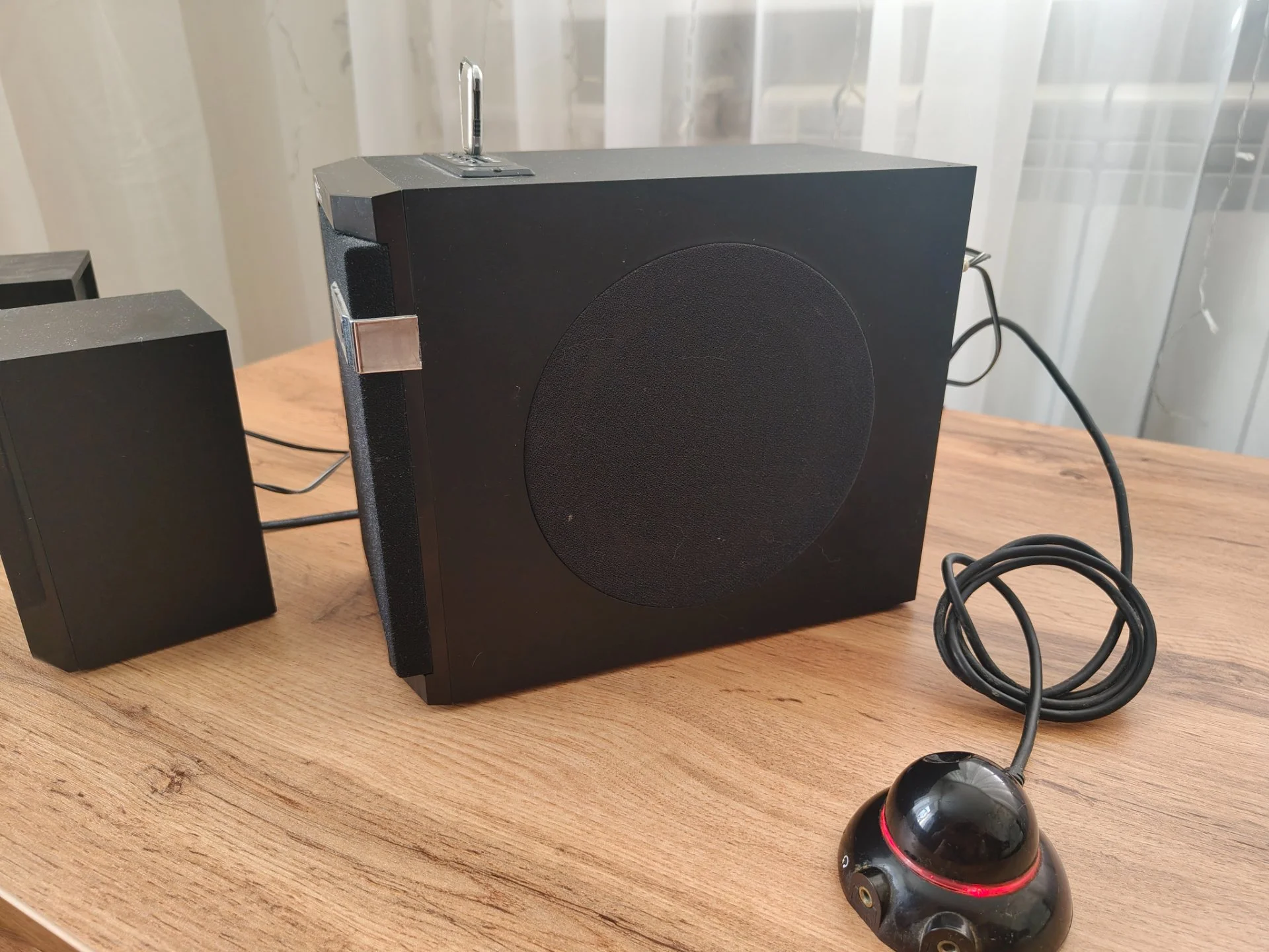 Колонки 2.1 AirTone LV-210 - миниатюра 2