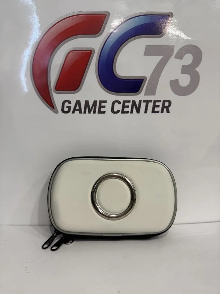 Чехол на молнии для Sony PSP GO Б/У Белый - изображение 1