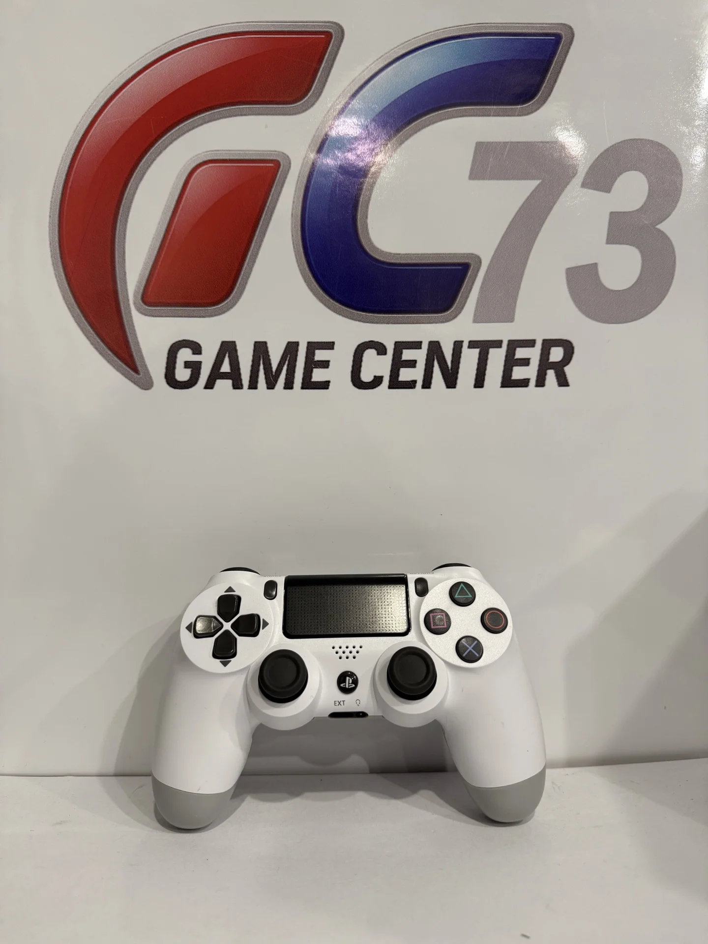Dualshock 4 Реплика Белый для Sony Ps4 Б/У - изображение 1