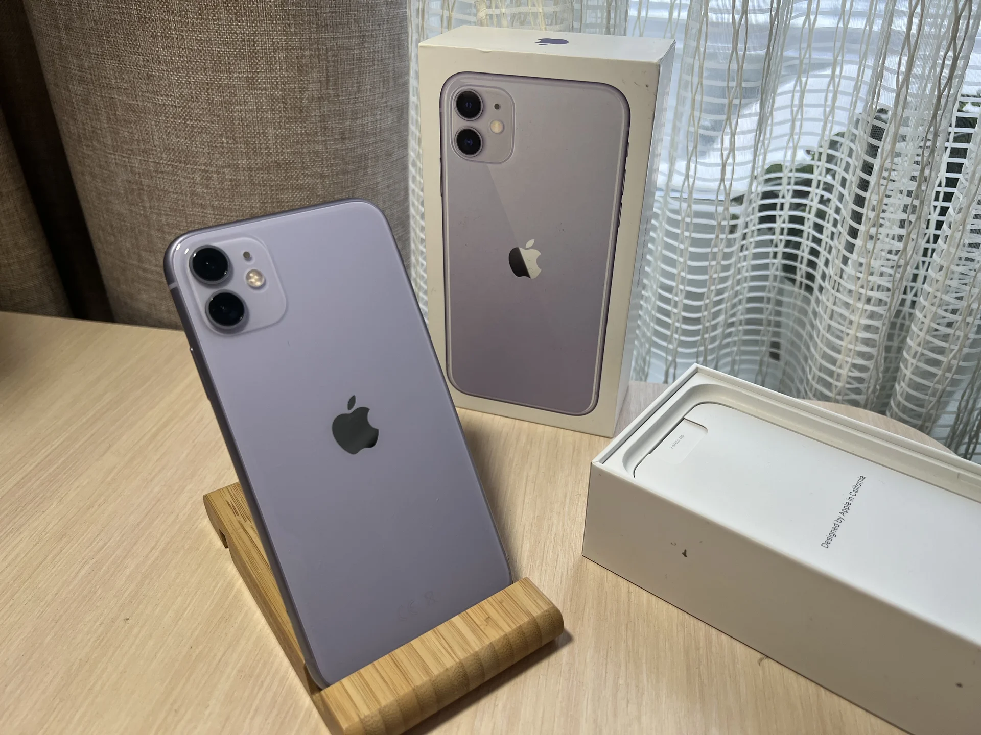 iPhone 11 64ГБ Sim - миниатюра 2