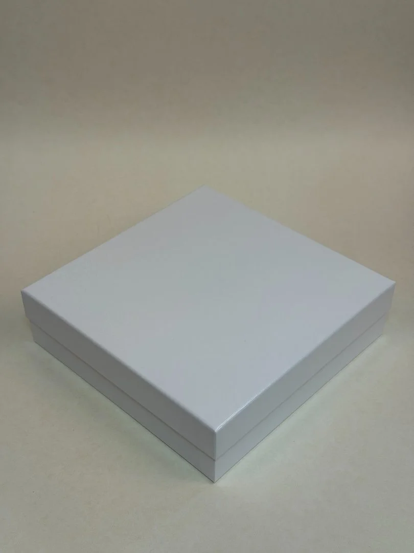 Подарочные коробки 220*220*60 - миниатюра 2