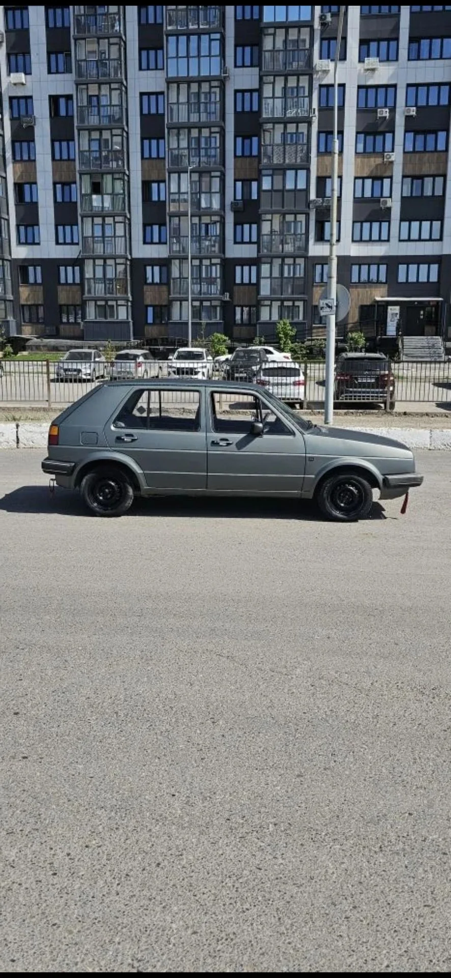Продам Volkswagen Golf 1.6 АТ,1986 г - миниатюра 3