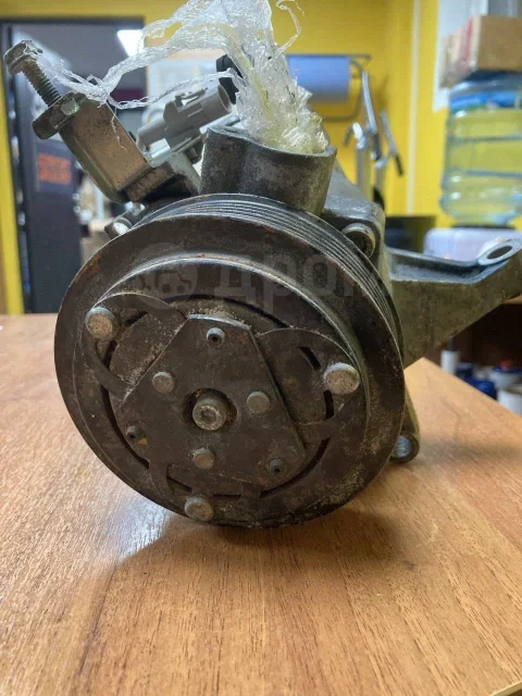Компрессор кондиционера Subaru Forester FA20DIT Z0021226A - миниатюра 2