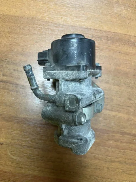 Клапан EGR Subaru Forester Levorg 79772AA780 - миниатюра 3
