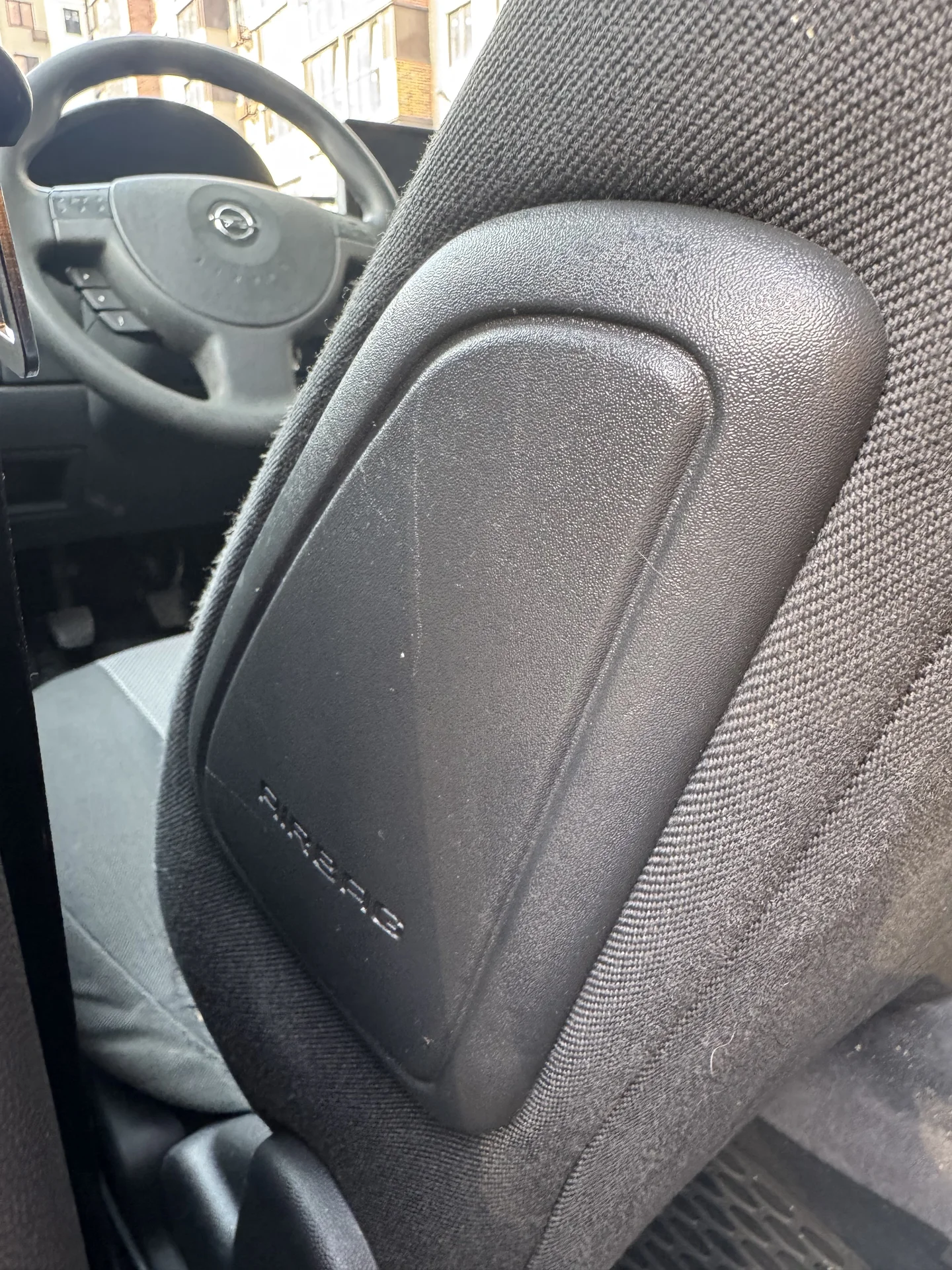 Opel Combo 2009 - миниатюра 18