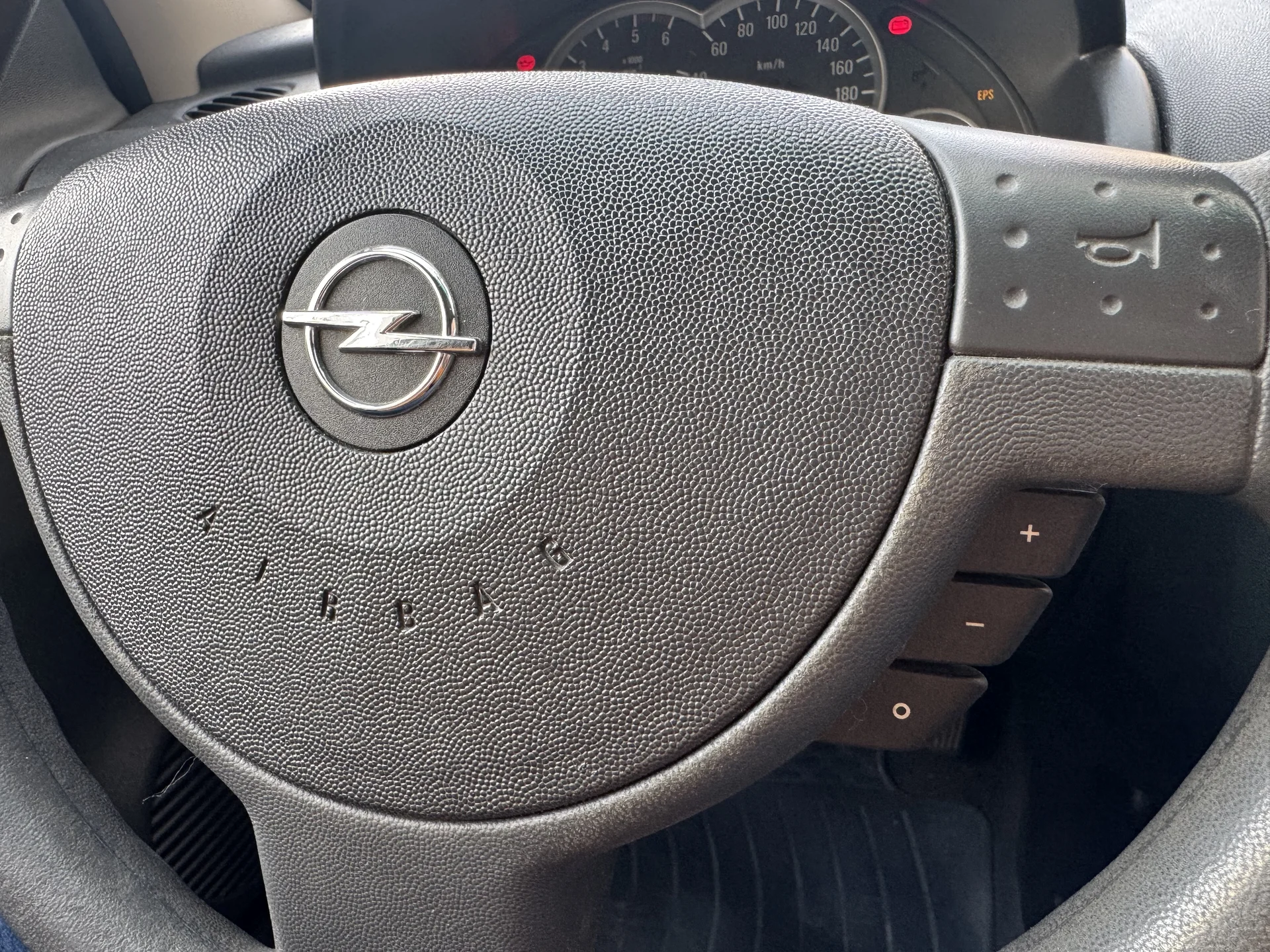 Opel Combo 2009 - миниатюра 21