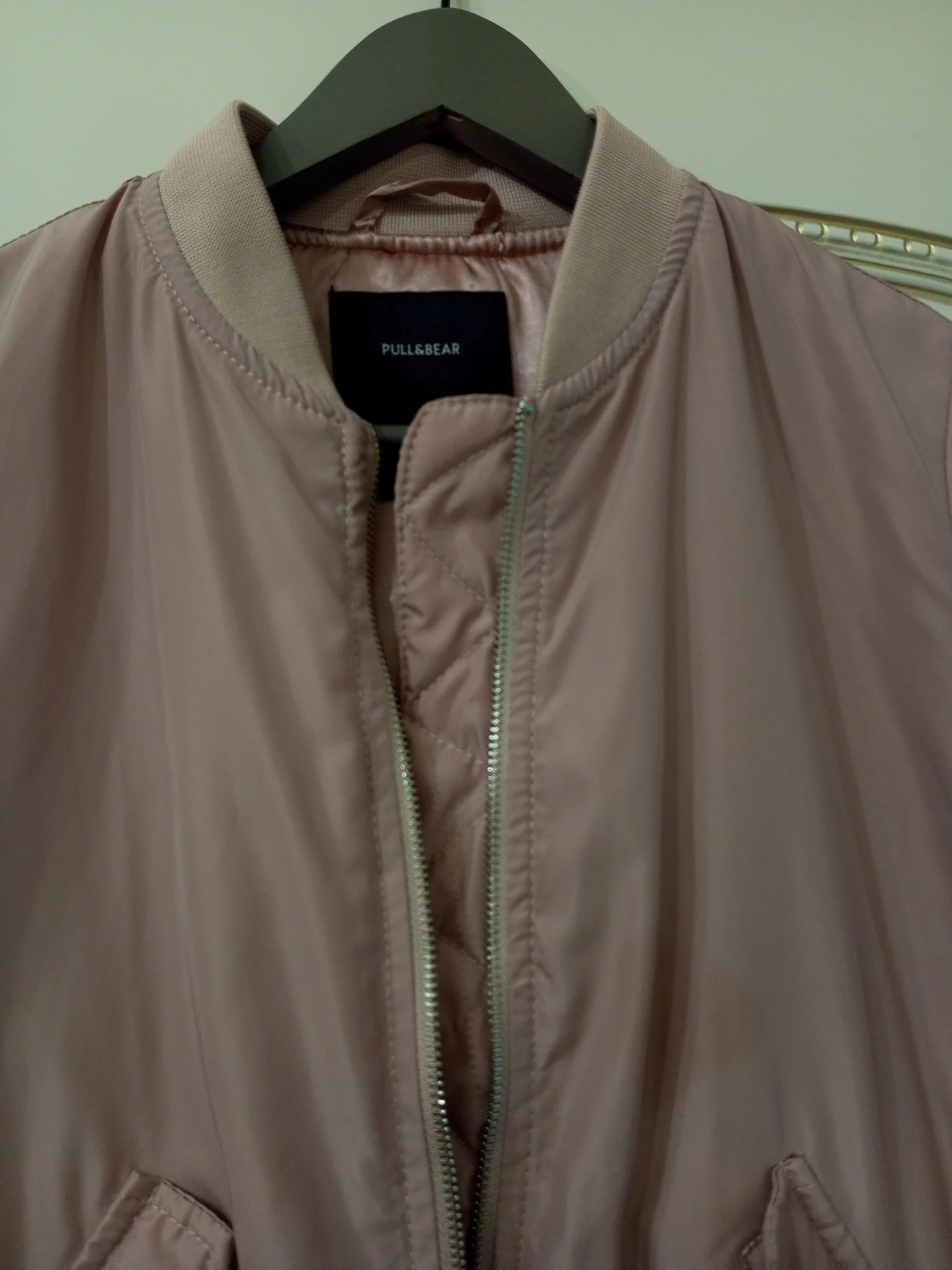 Женский бомбер Pull&Bear - миниатюра 2