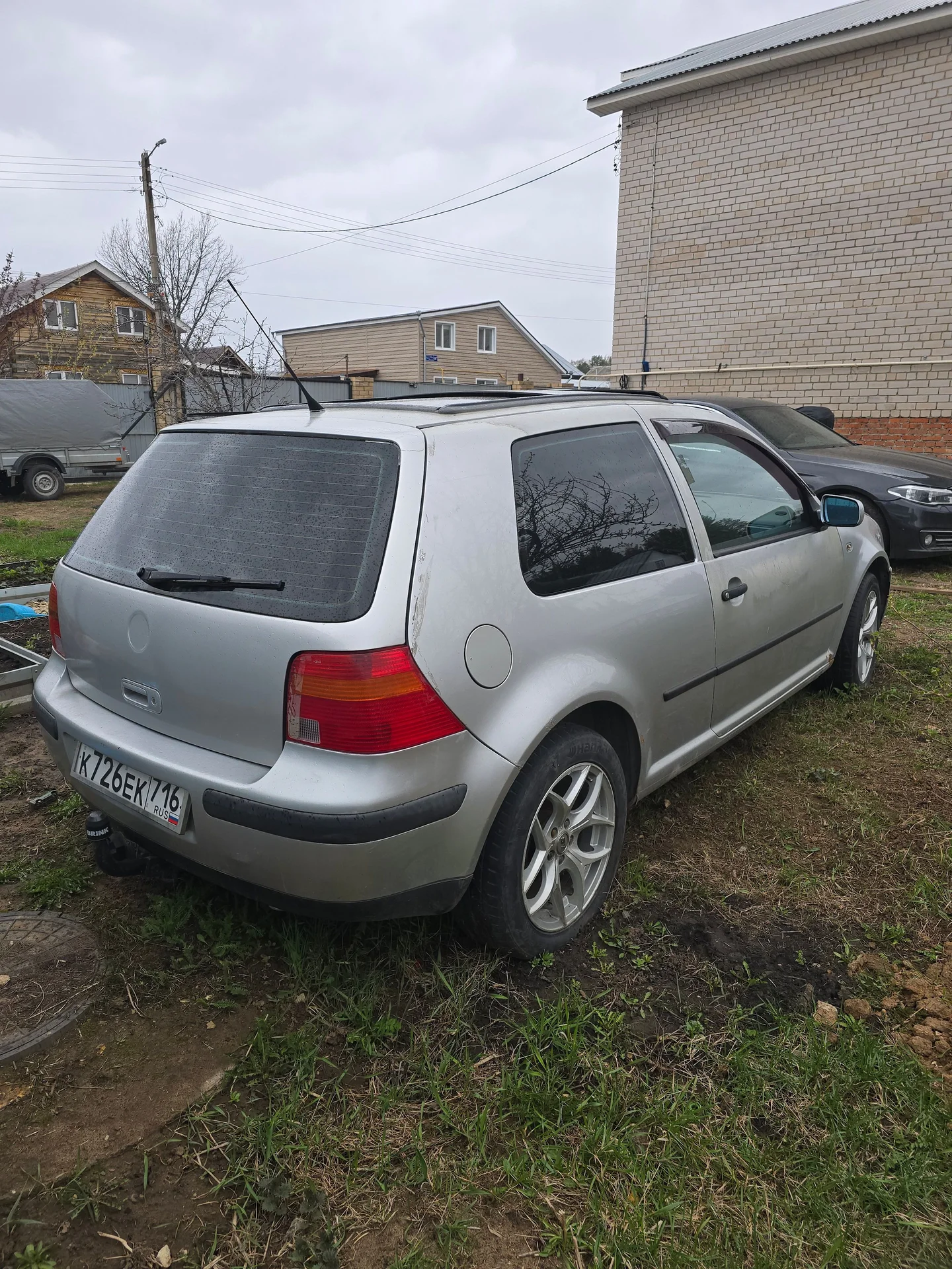 Volkswagen Golf 1.9 МТ, 2003 - миниатюра 2
