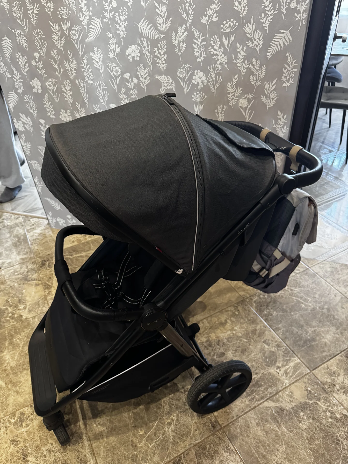 Прогулочная коляска Carrello bravo