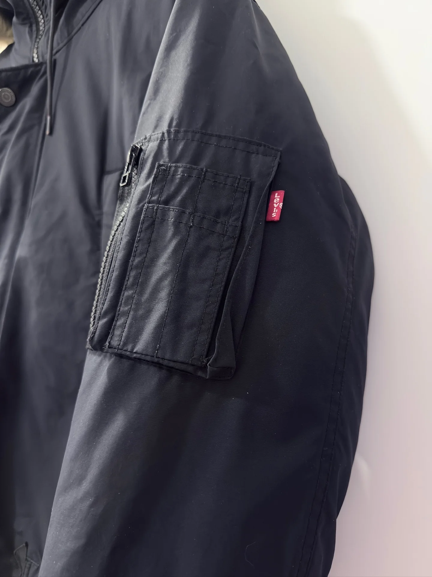 Мужская зимняя куртка Levi’s L/50-52 - миниатюра 5