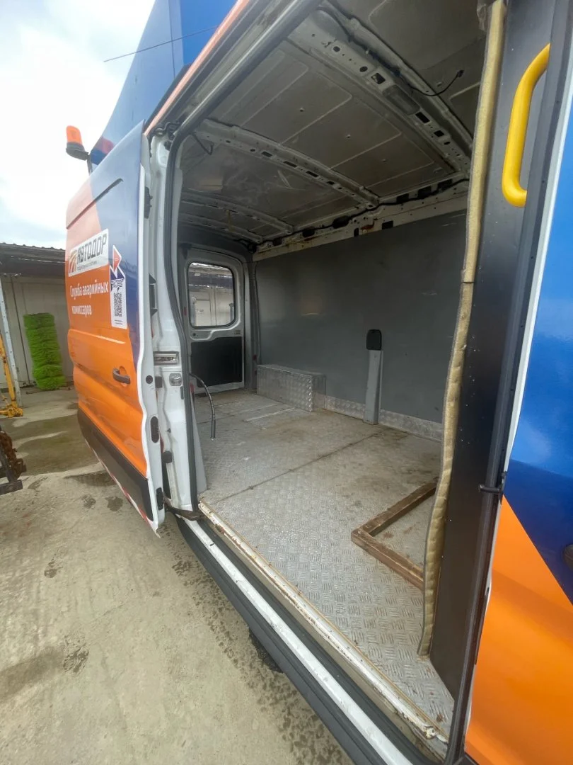 Ford Transit - миниатюра 5