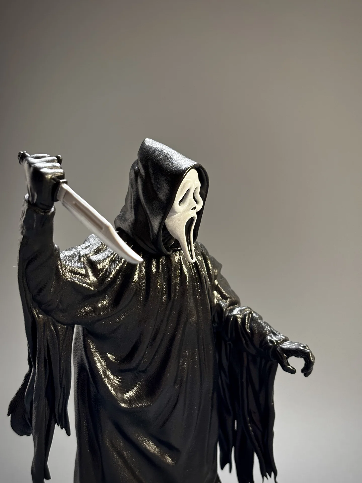 Фигурка Ghostface из фильма Крик - изображение 1