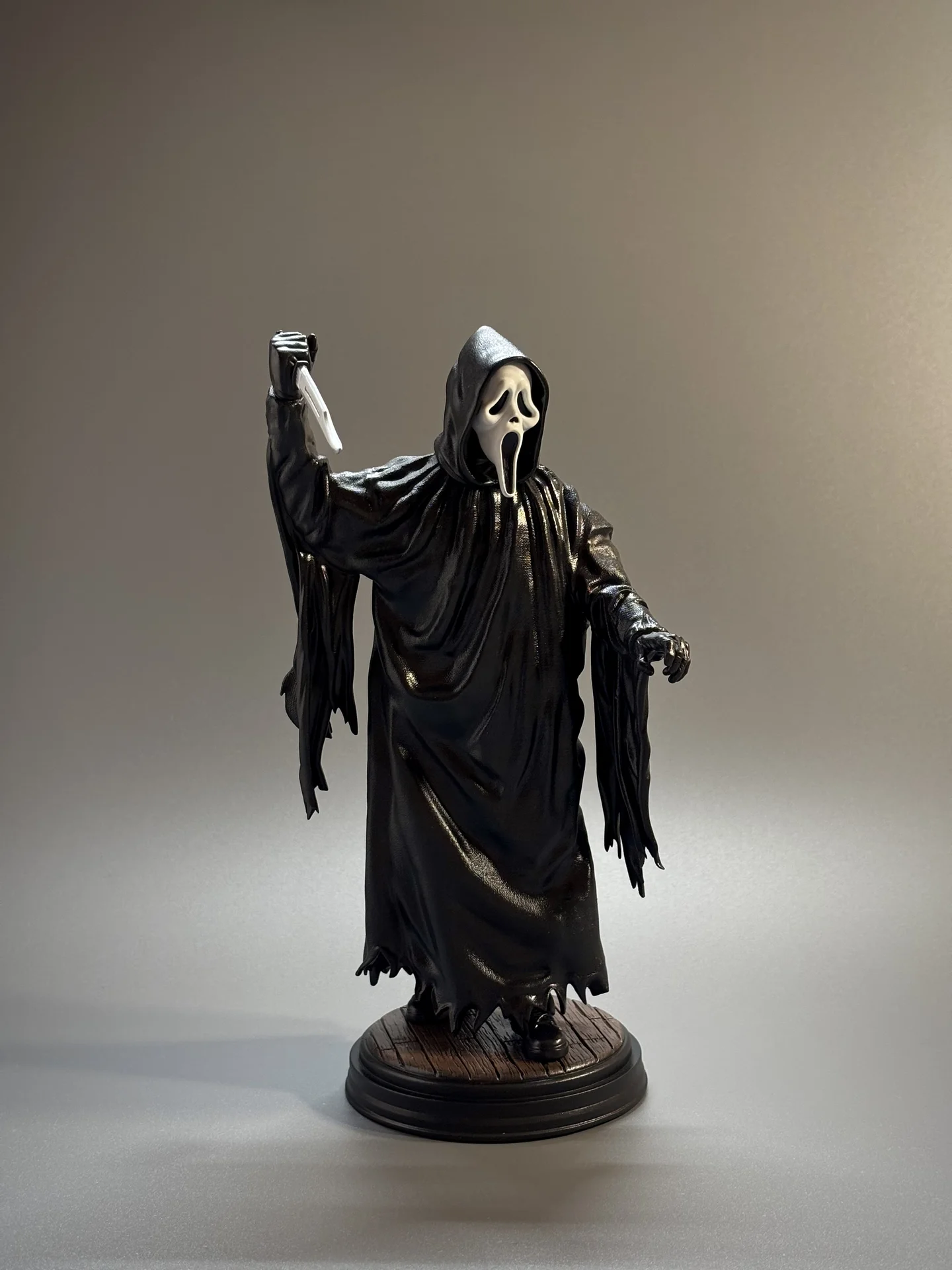 Фигурка Ghostface из фильма Крик - миниатюра 2