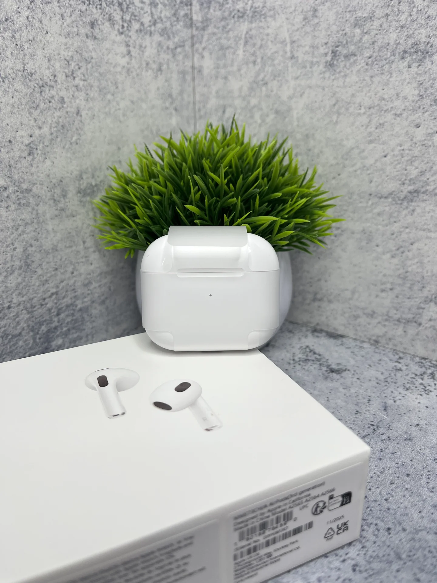 AirPods 3 - миниатюра 9