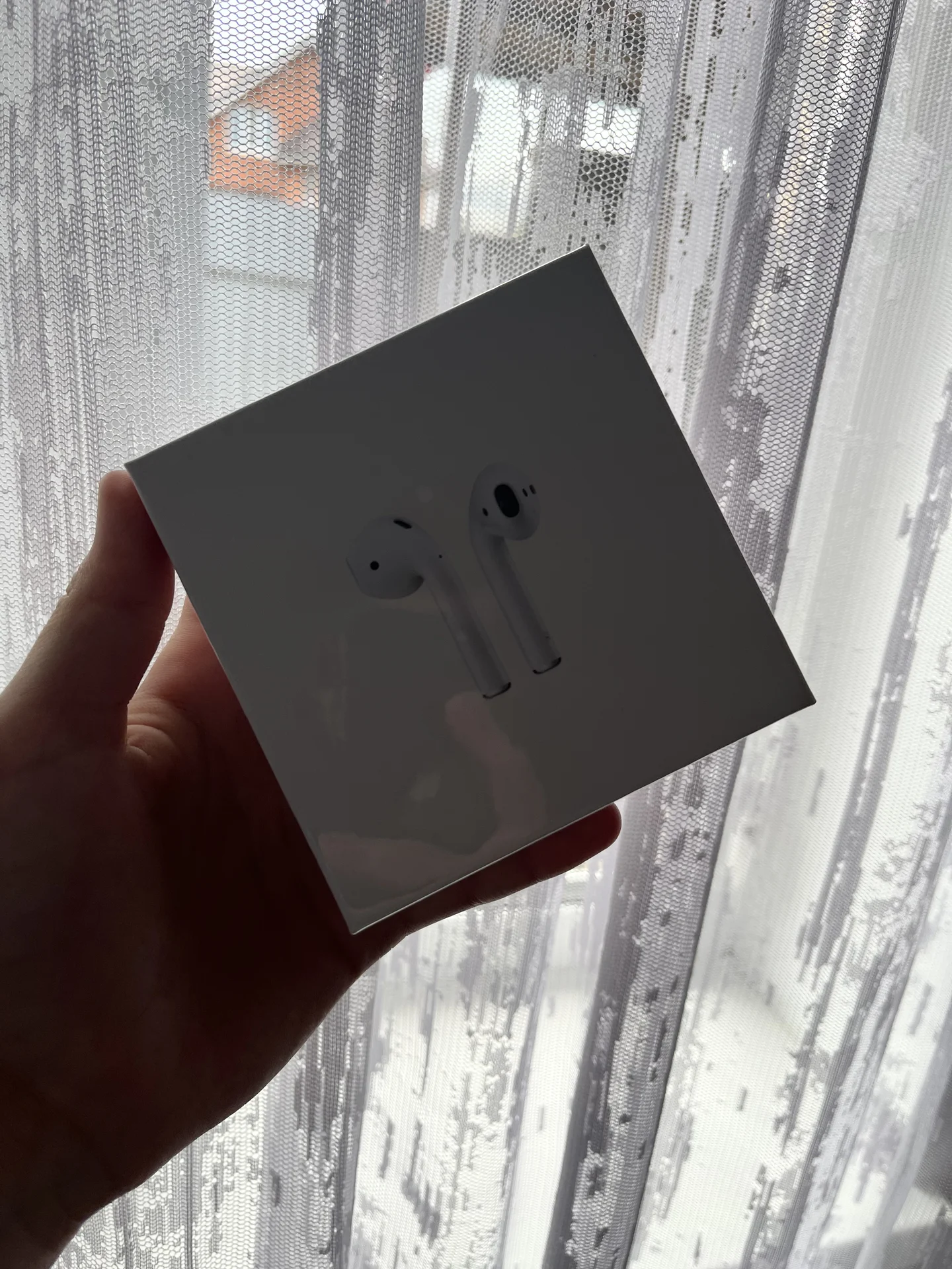 Airpods 2 - изображение 1