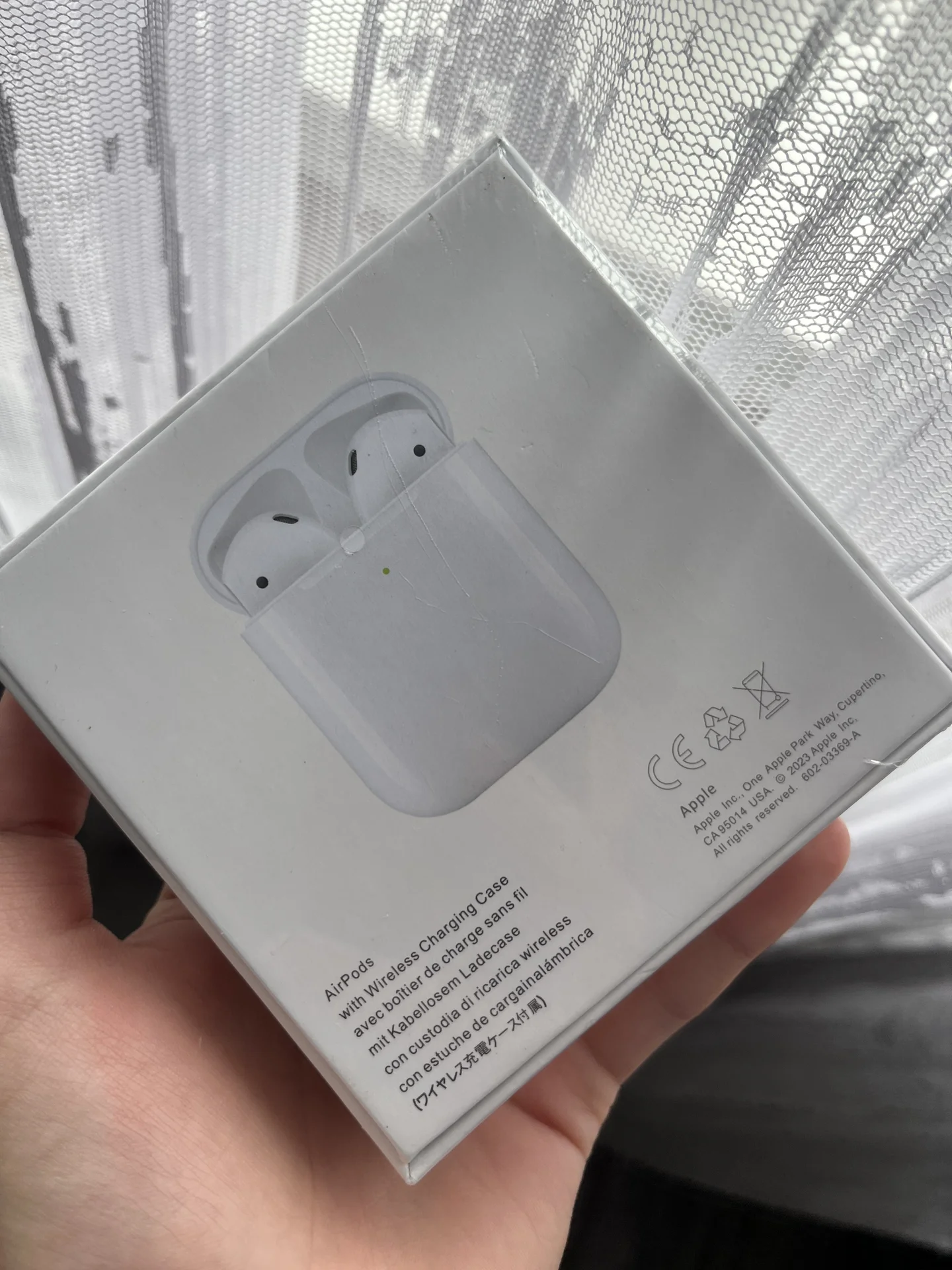 Airpods 2 - миниатюра 2