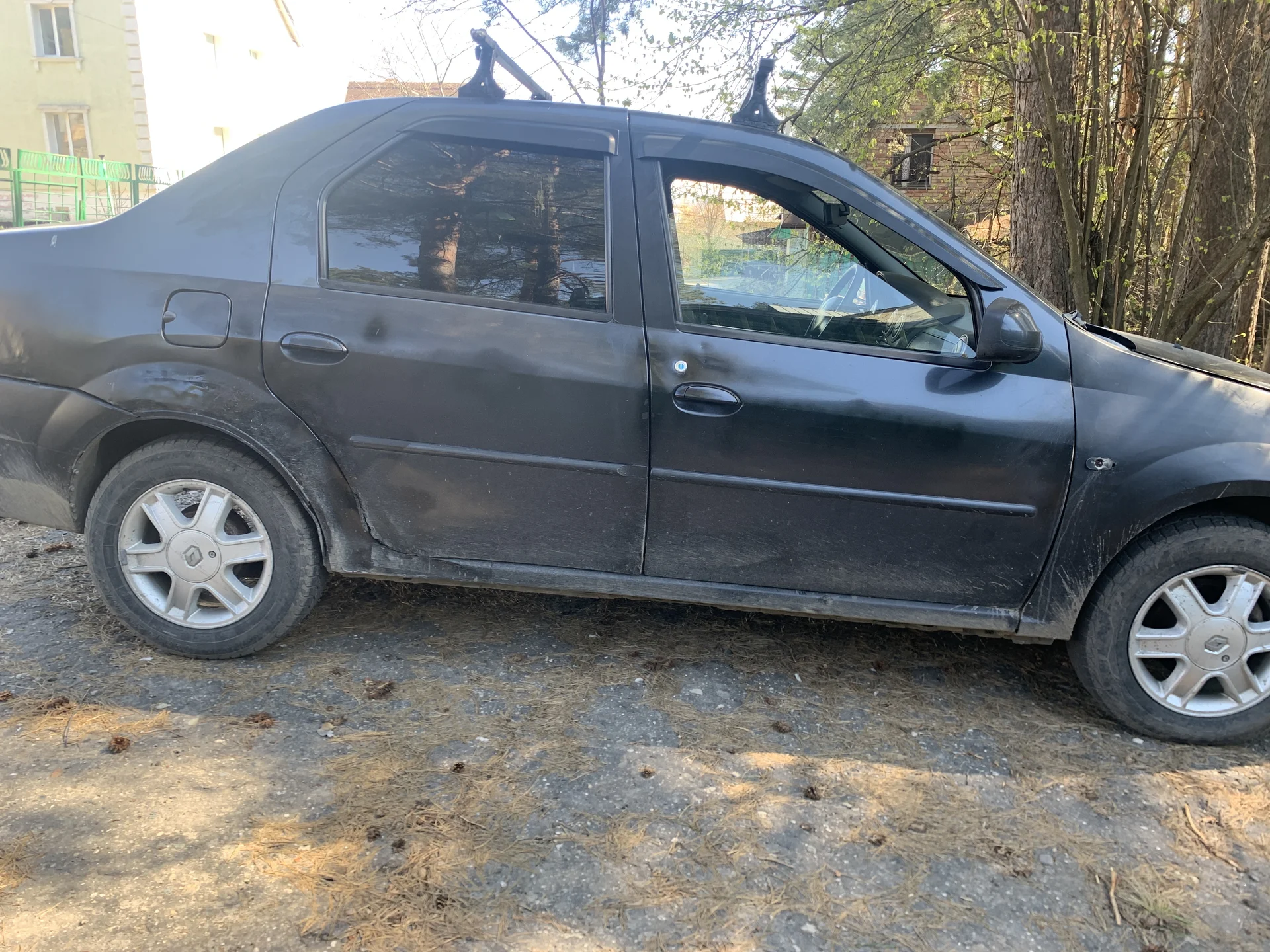 Renault Logan - миниатюра 7