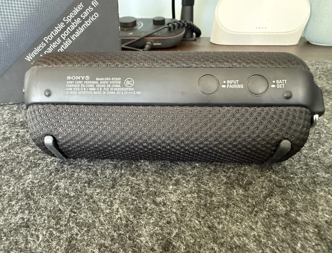 Портативная Bluetooth-колонка Sony SRS-BTS50 - миниатюра 5