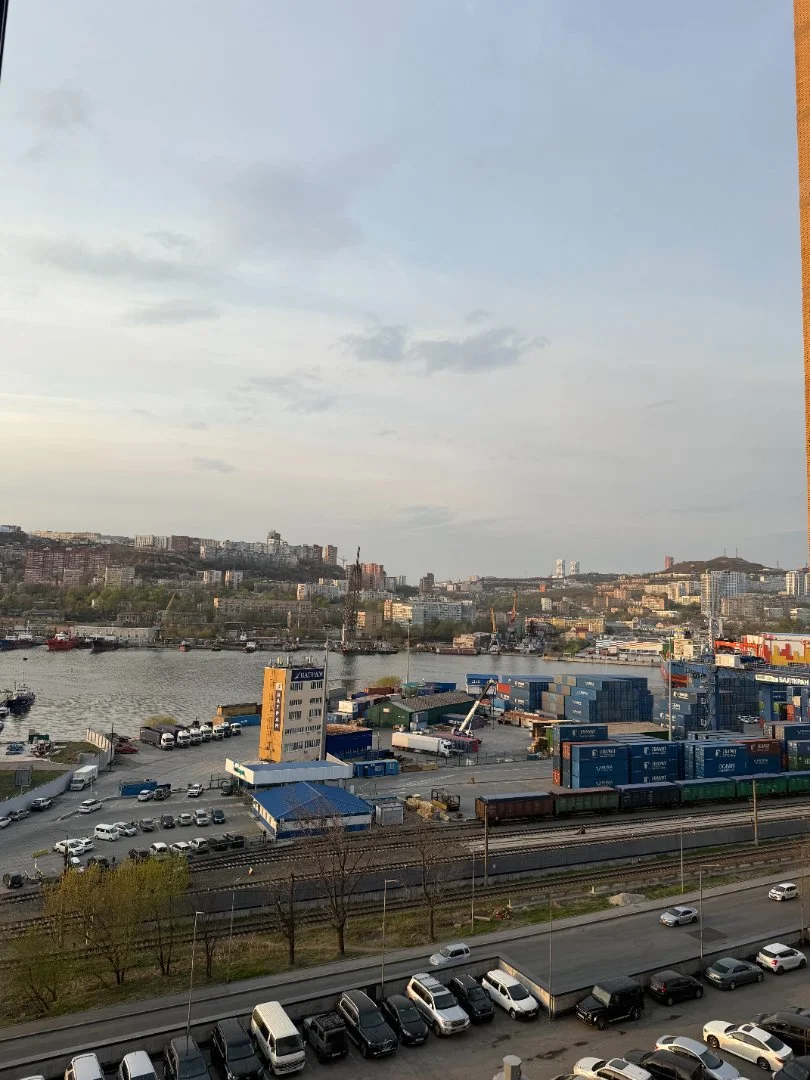 Квартира в районе Чуркин с видом на бухту "Золотой Рог", Владивосток - миниатюра 12