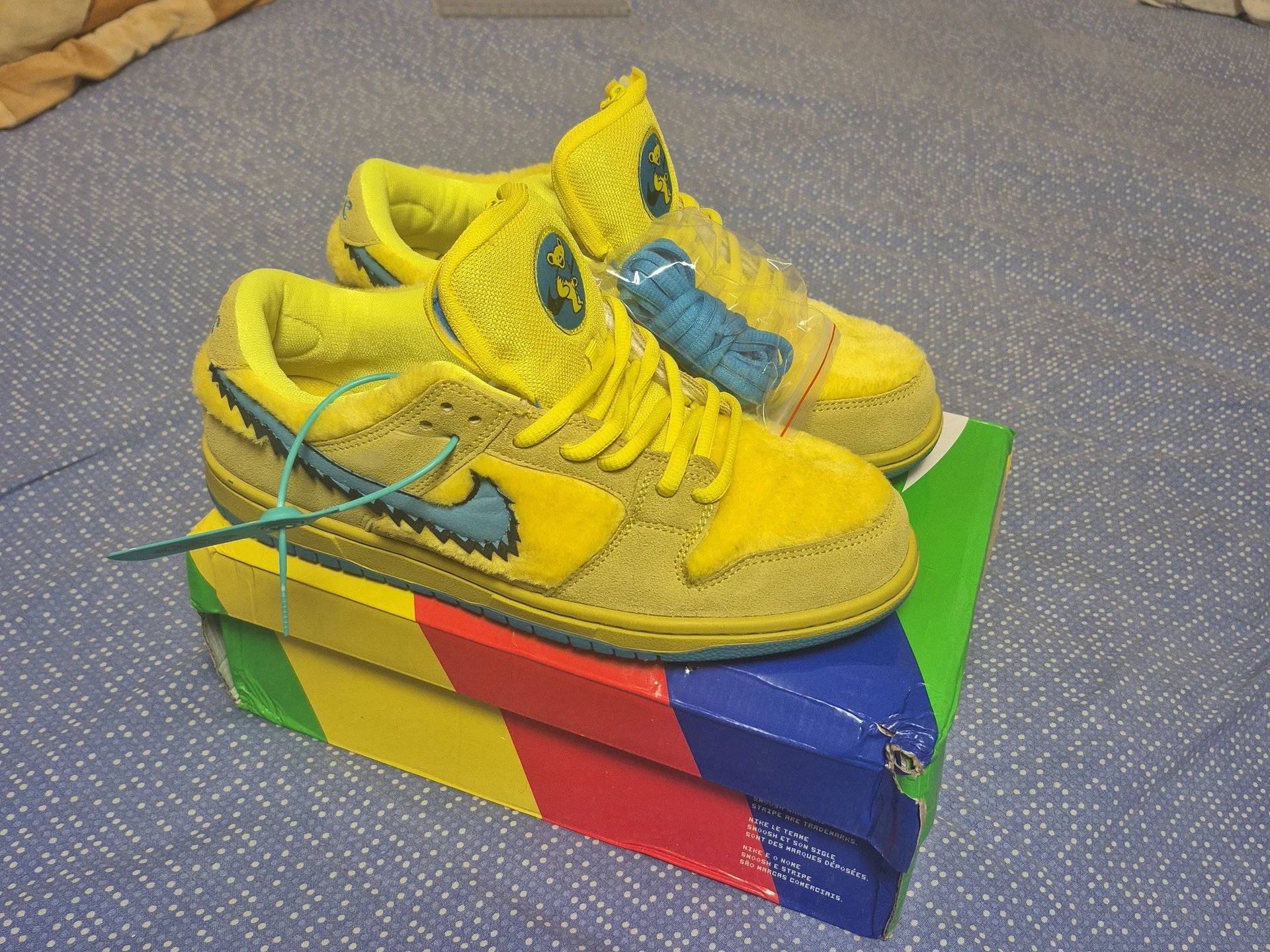 Nike sb dunk low жёлто-синии мишки - миниатюра 4
