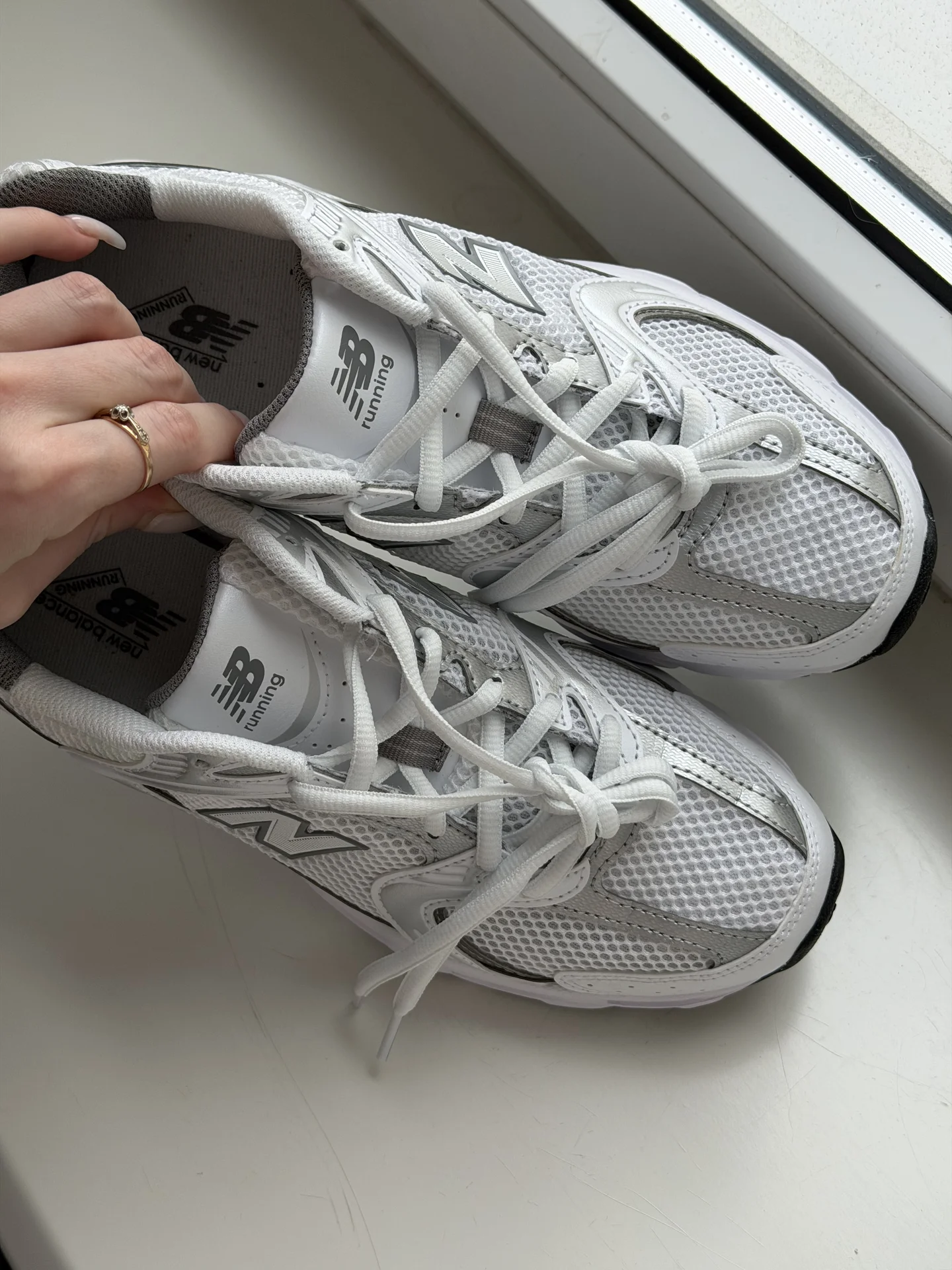 Кроссовки new balance 530 - миниатюра 2