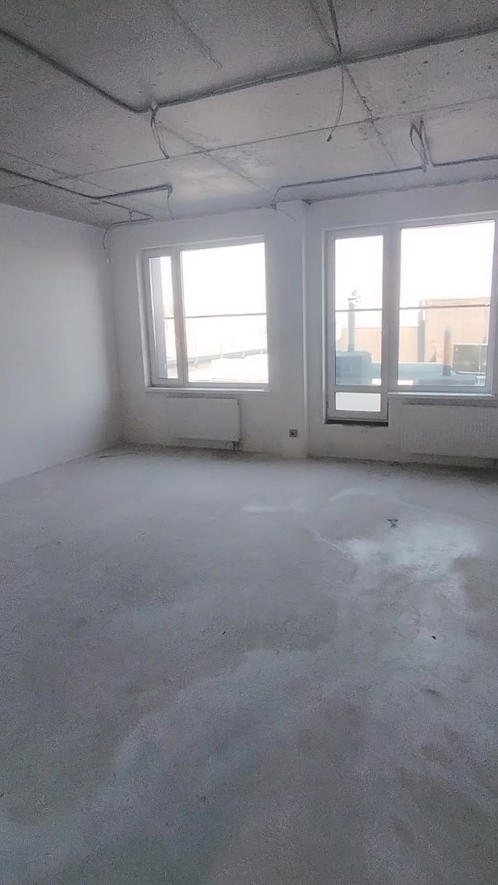 Уникальные апартаменты с террасой в центре | Вид на Исаакий | 80,77 м² - видео 5