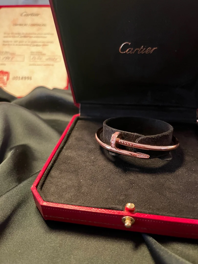 Золотой браслет гвоздь Cartier - изображение 1