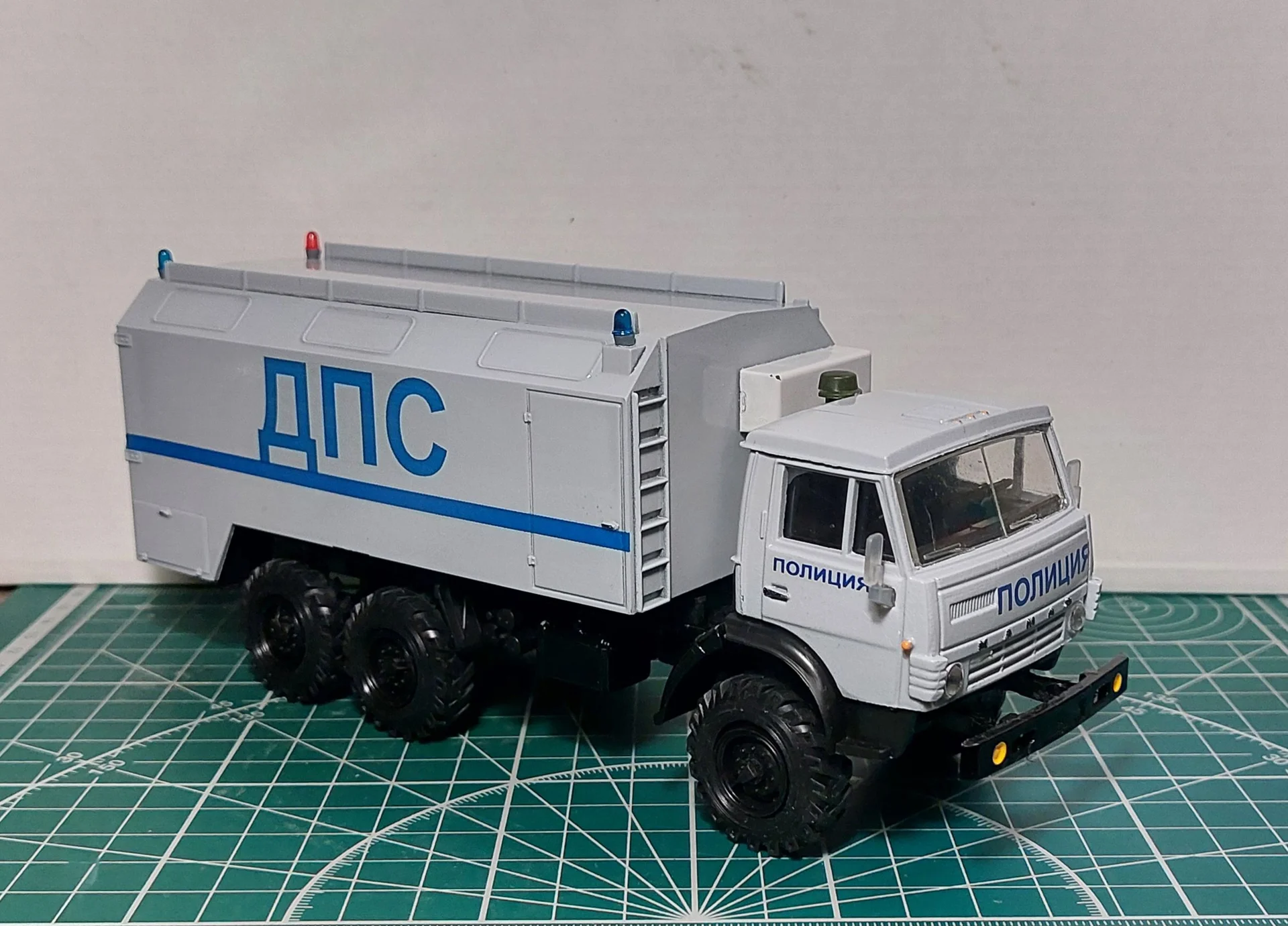 Модели авто 1/43 - миниатюра 7
