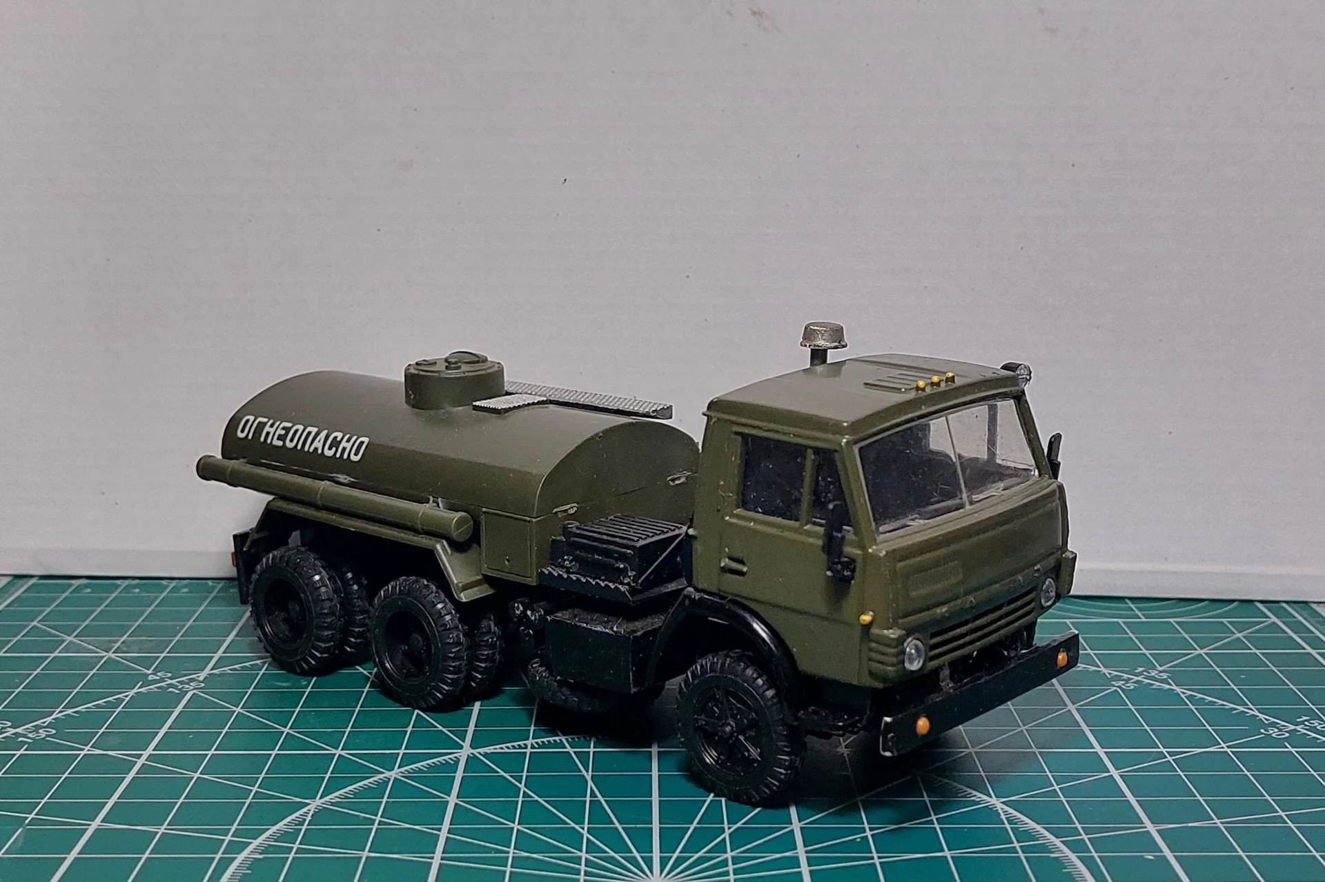 Модели авто 1/43 - миниатюра 11