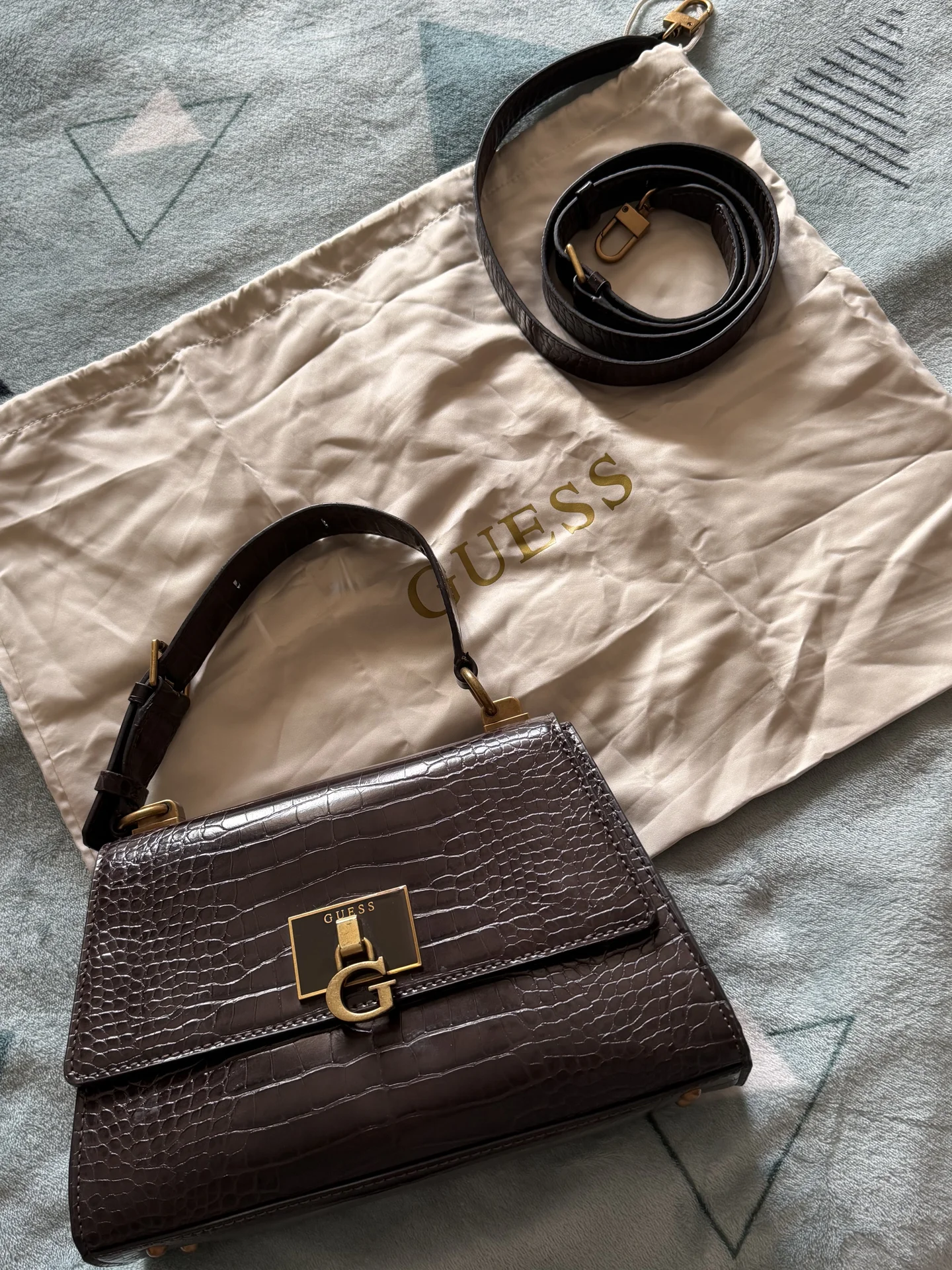 Женская сумка Guess - изображение 1