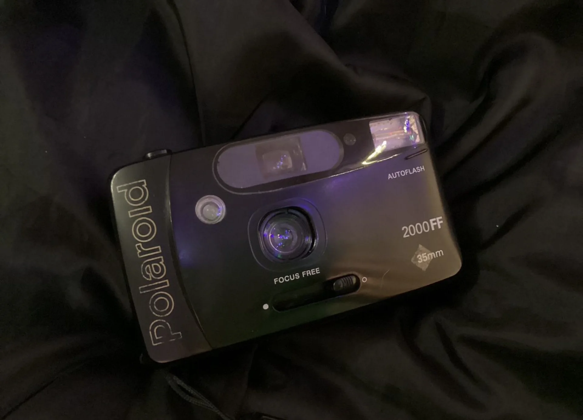 Пленочный фотоаппарат Polaroid 2000ff - миниатюра 2