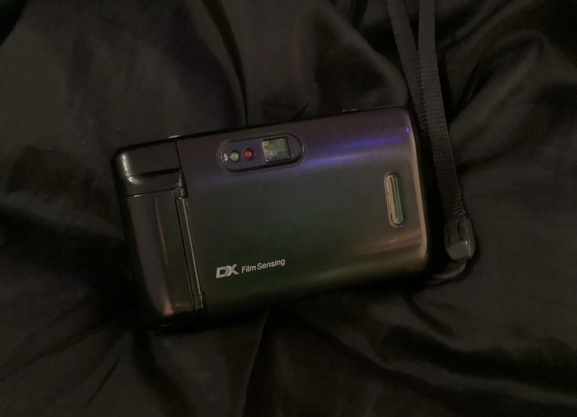 Пленочный фотоаппарат Polaroid 2000ff - миниатюра 3