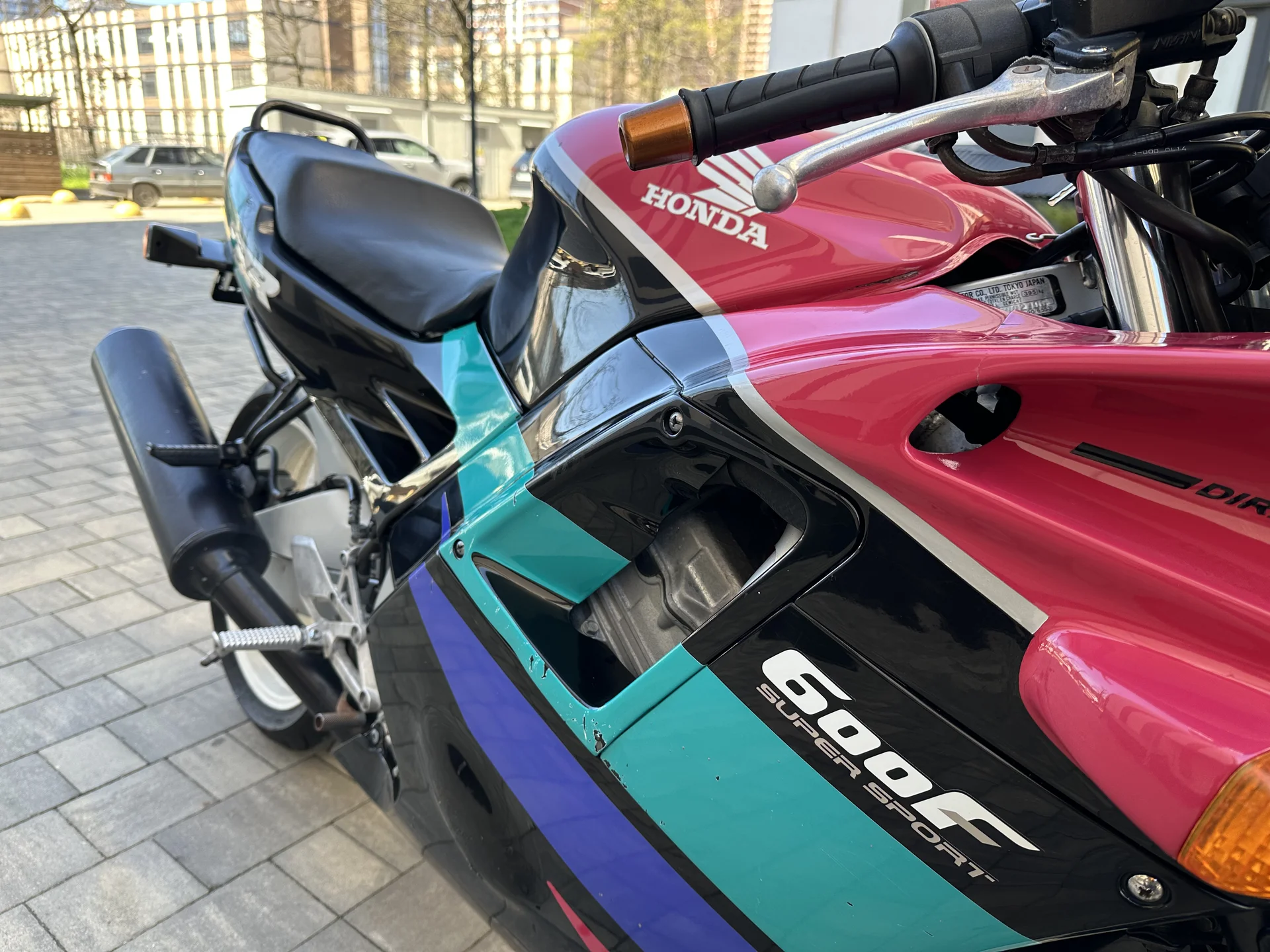 Honda CBR 600 F2 - миниатюра 14