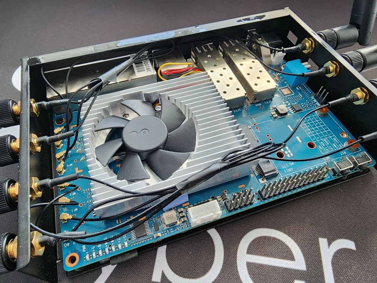 Плата маршрутизатора Banana Pi BPI-R3 WiFi 6 - миниатюра 2