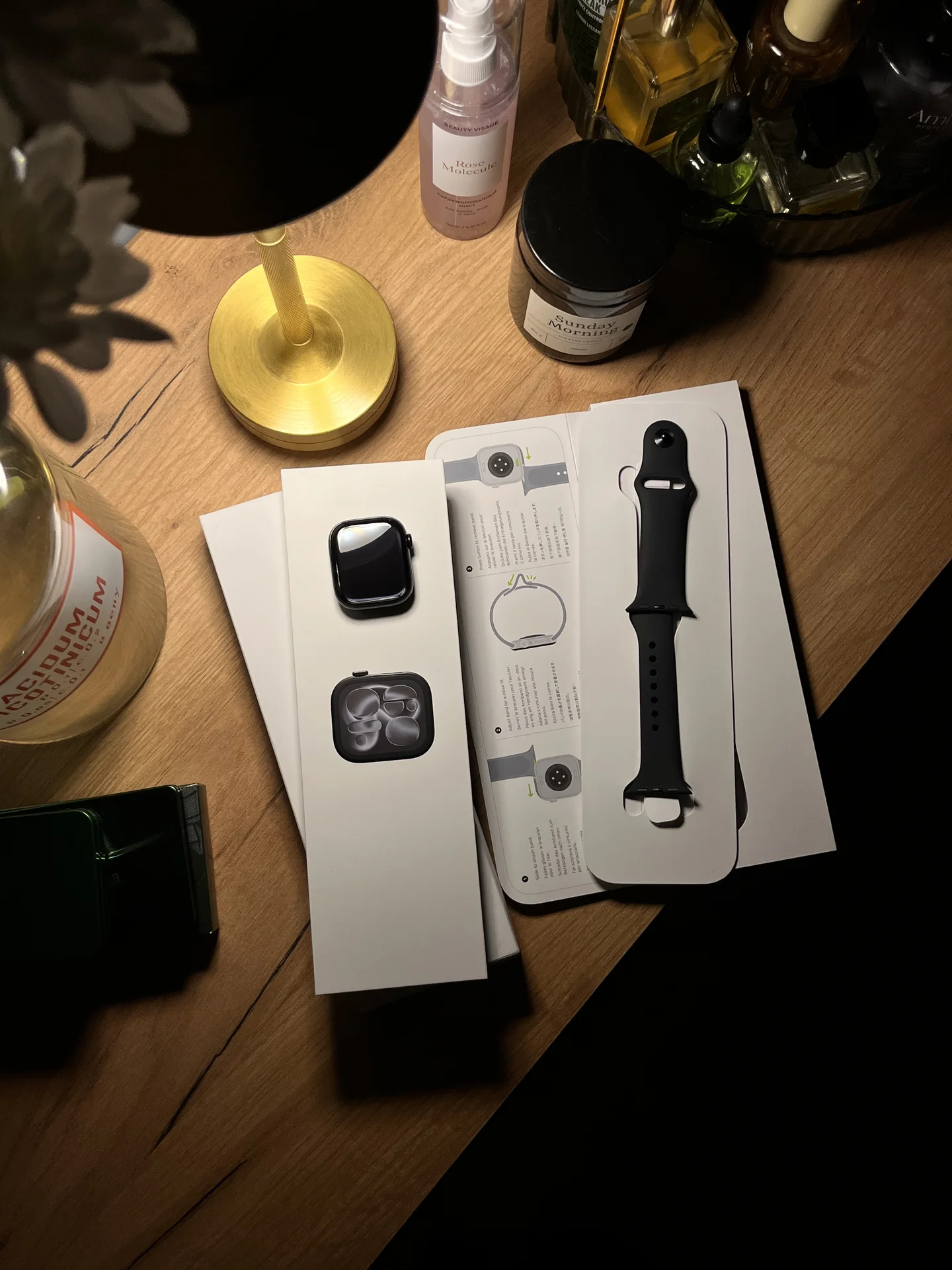Apple watch series 11 42mm jet black, s/m размер - изображение 1