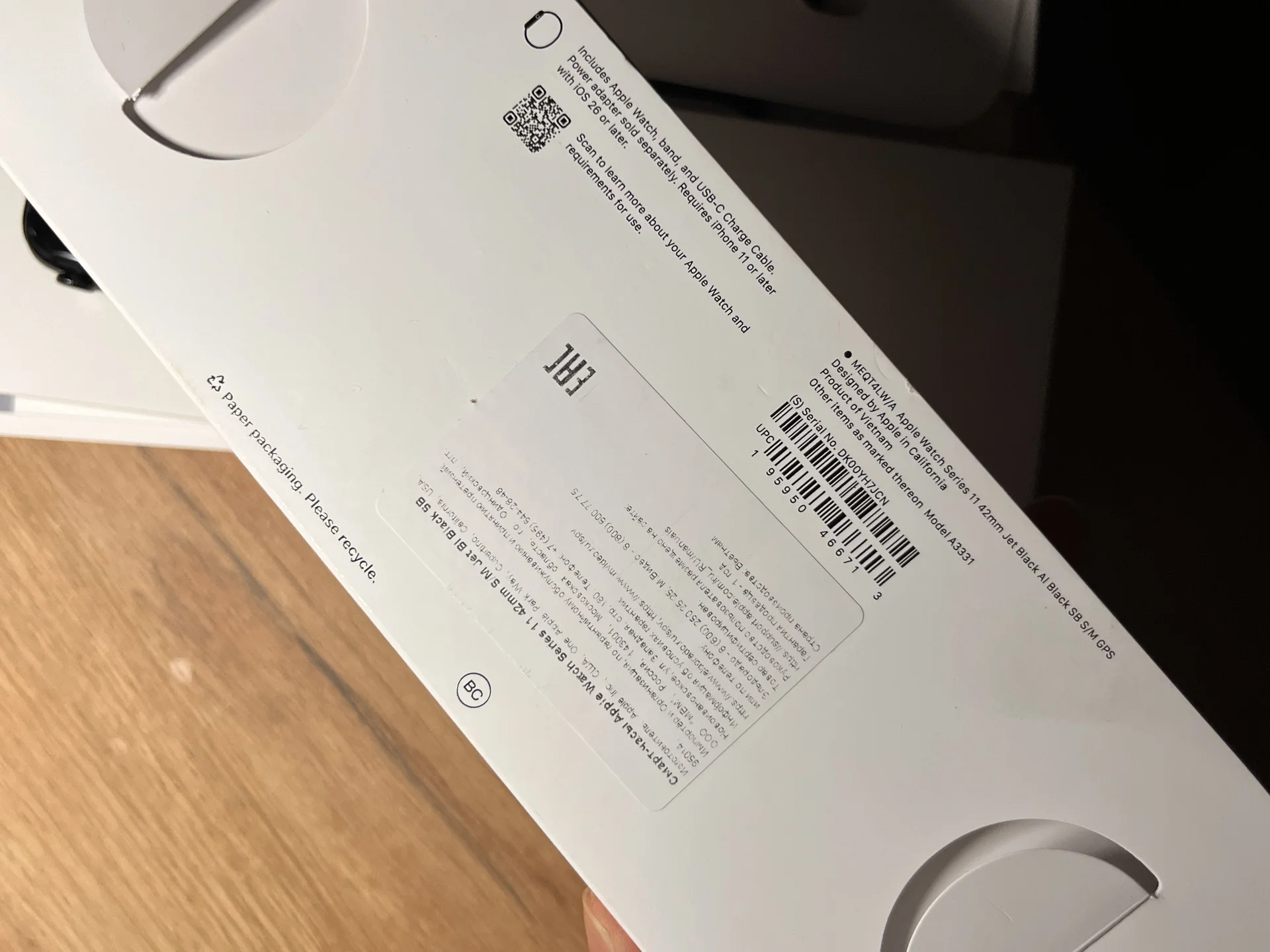 Apple watch series 11 42mm jet black, s/m размер - миниатюра 4