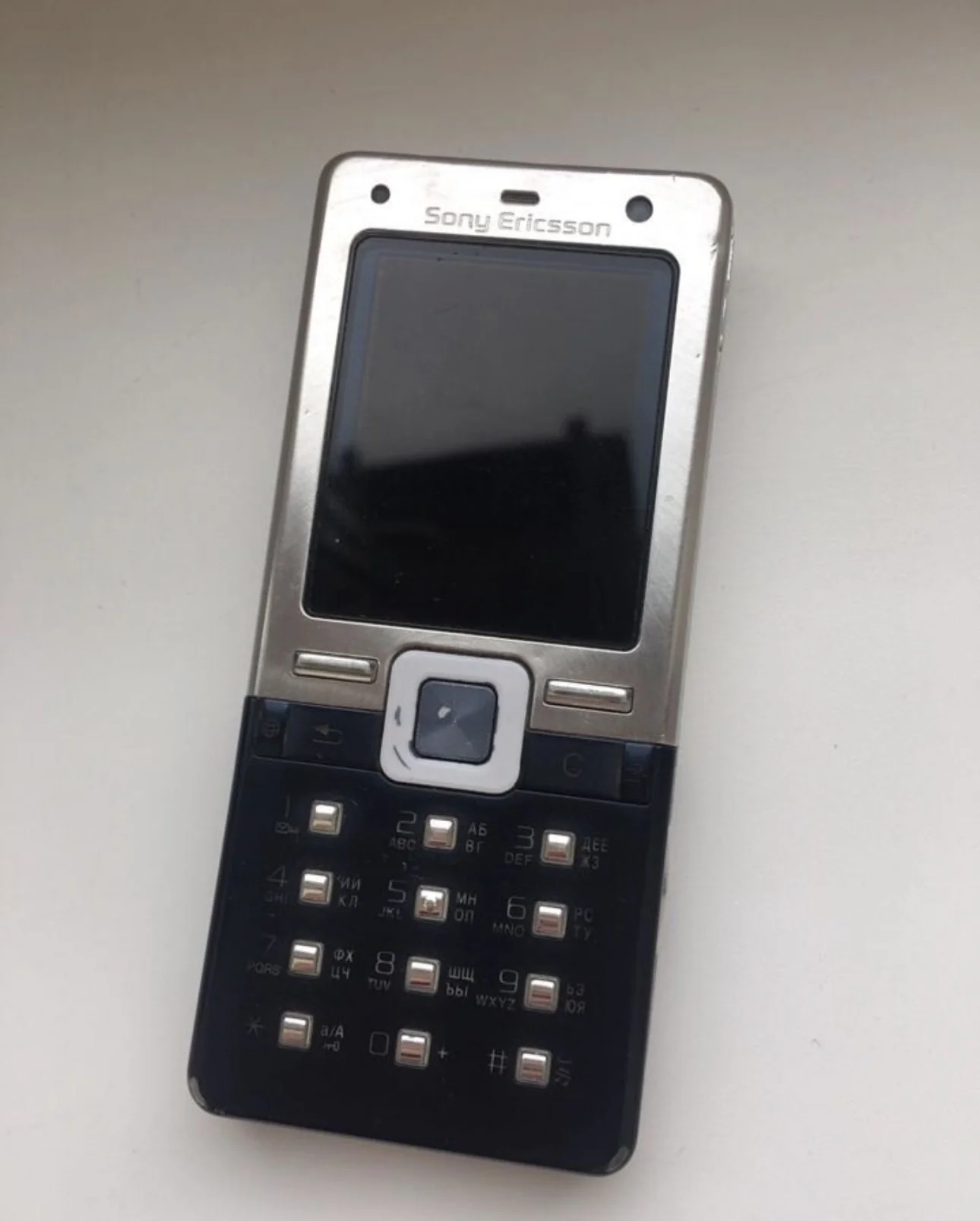 Телефон Sony Ericsson T650i - изображение 1