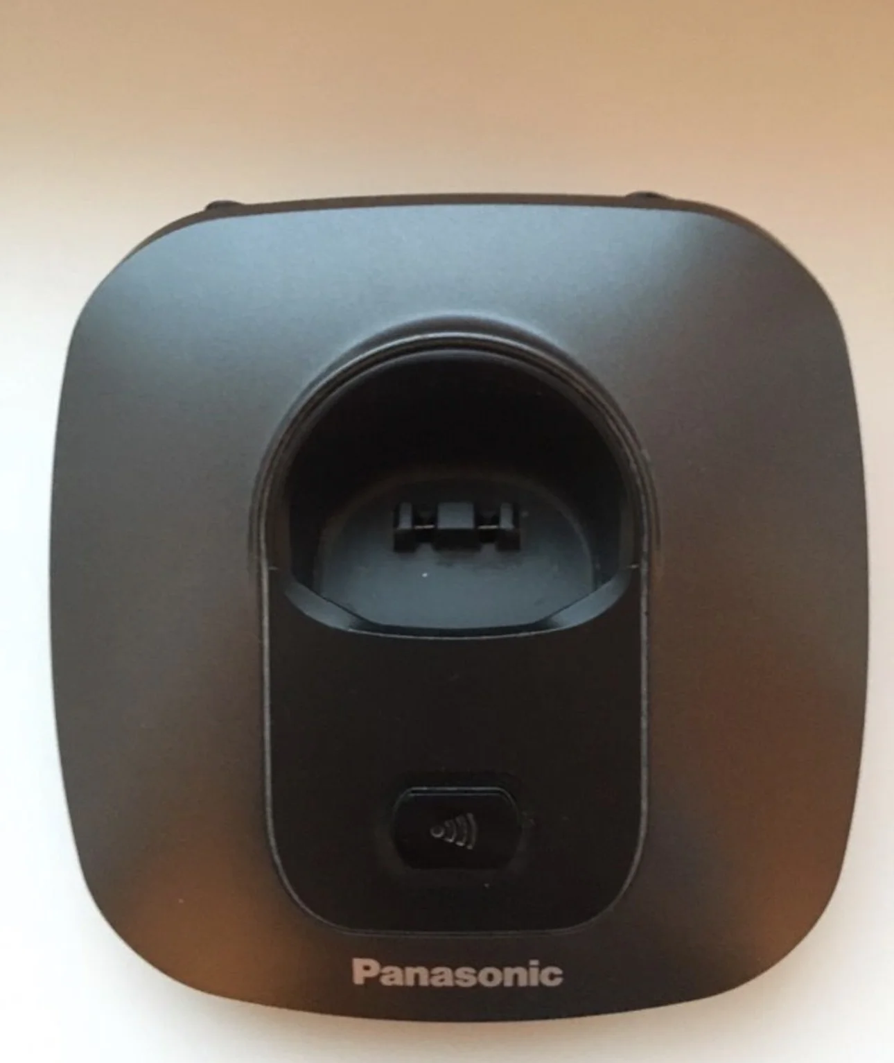 Домашний телефон и база для зарядки Panasonic Dect - миниатюра 5