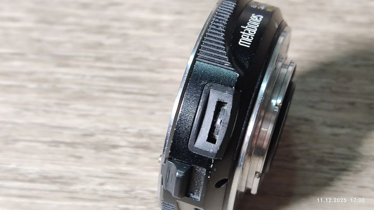 Speed Booster Metabones ultra 0.71x (efmft) - миниатюра 4