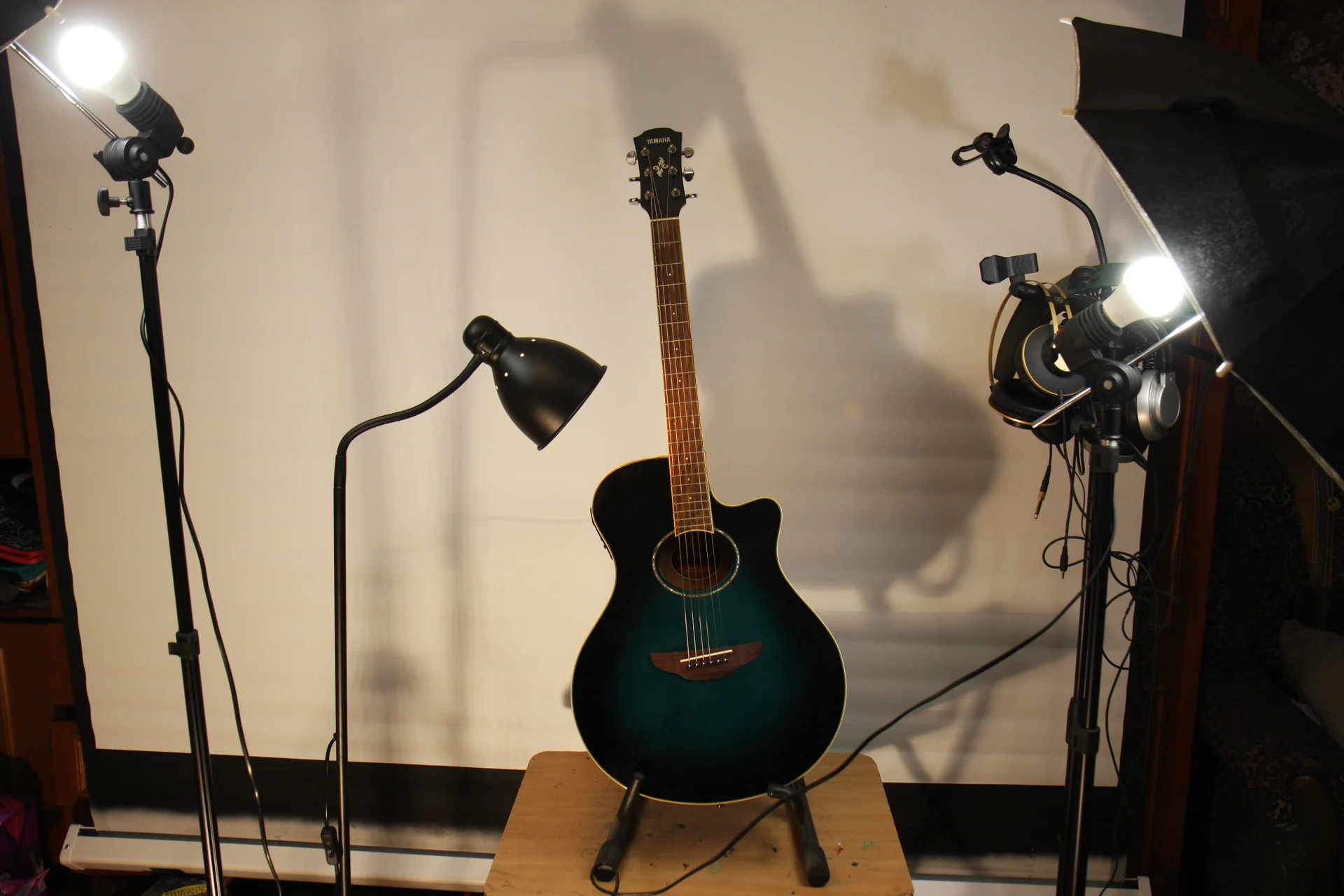 Yamaha APX600 OBB / Электроакустическая гитара - миниатюра 2