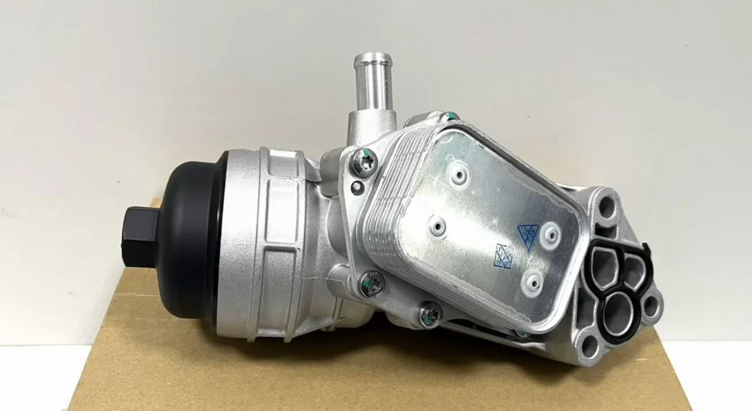 Корпус масляного фильтра Mercedes m270 w176 w246 - миниатюра 2