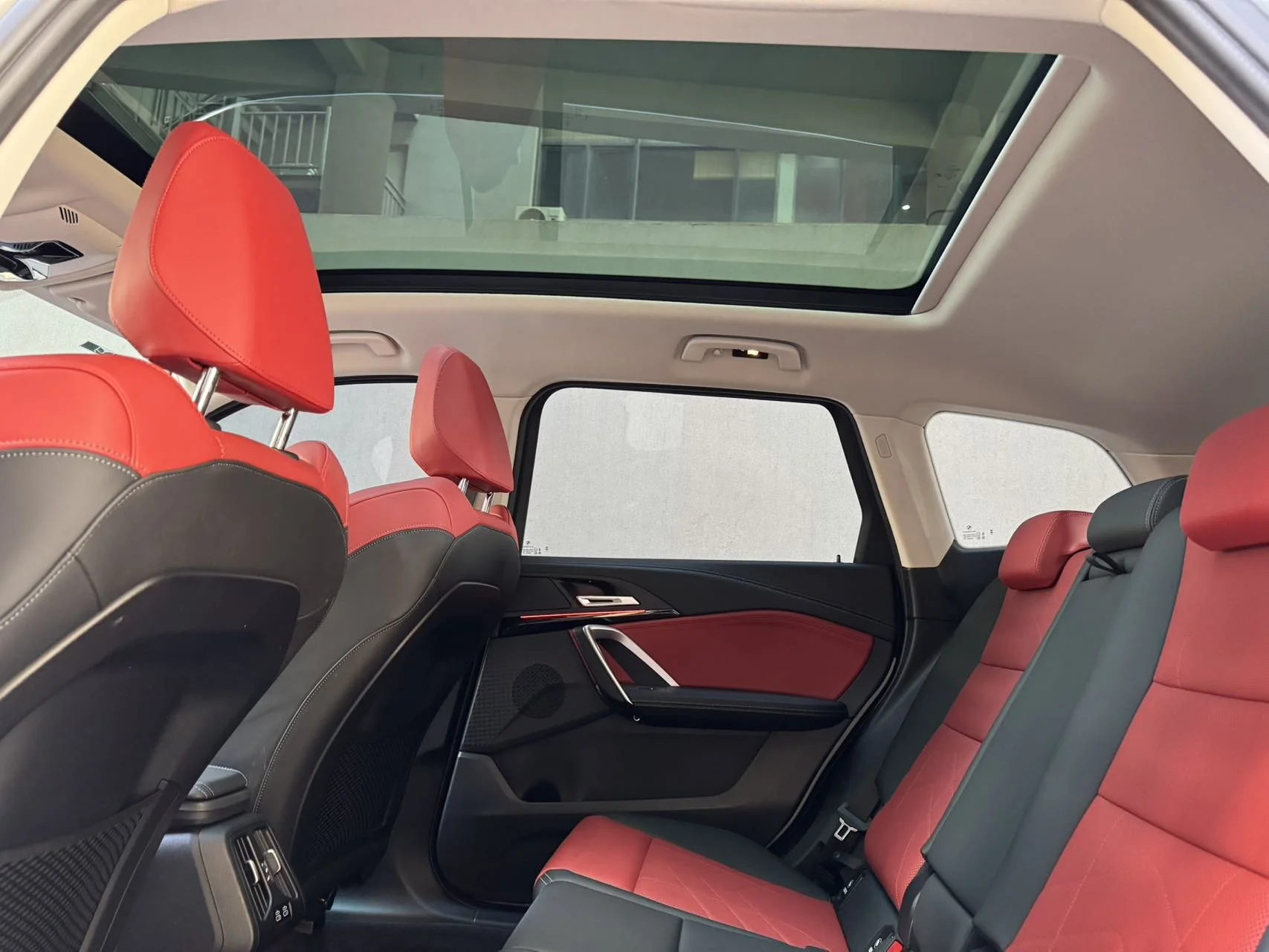 BMW X1 sDrive20Li X Design 2023 Под заказ из Китая - миниатюра 9