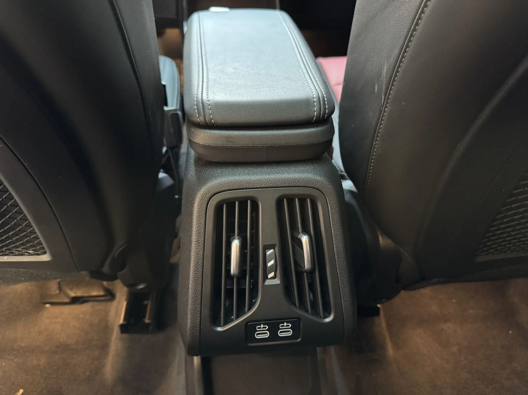 BMW X1 sDrive20Li X Design 2023 Под заказ из Китая - миниатюра 11